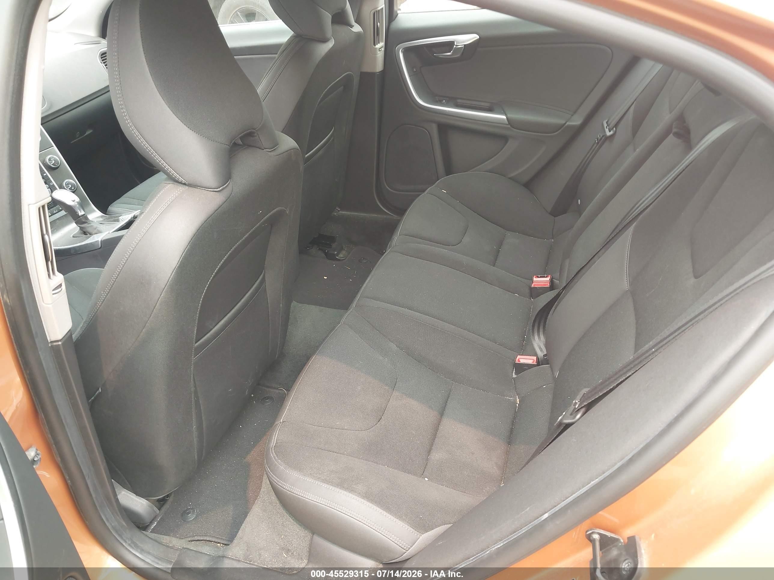 2013 Volvo S60 T5/t5 Platinum/t5 Premier/t5 Premier Plus Orange vin: YV1612FH6D2192593