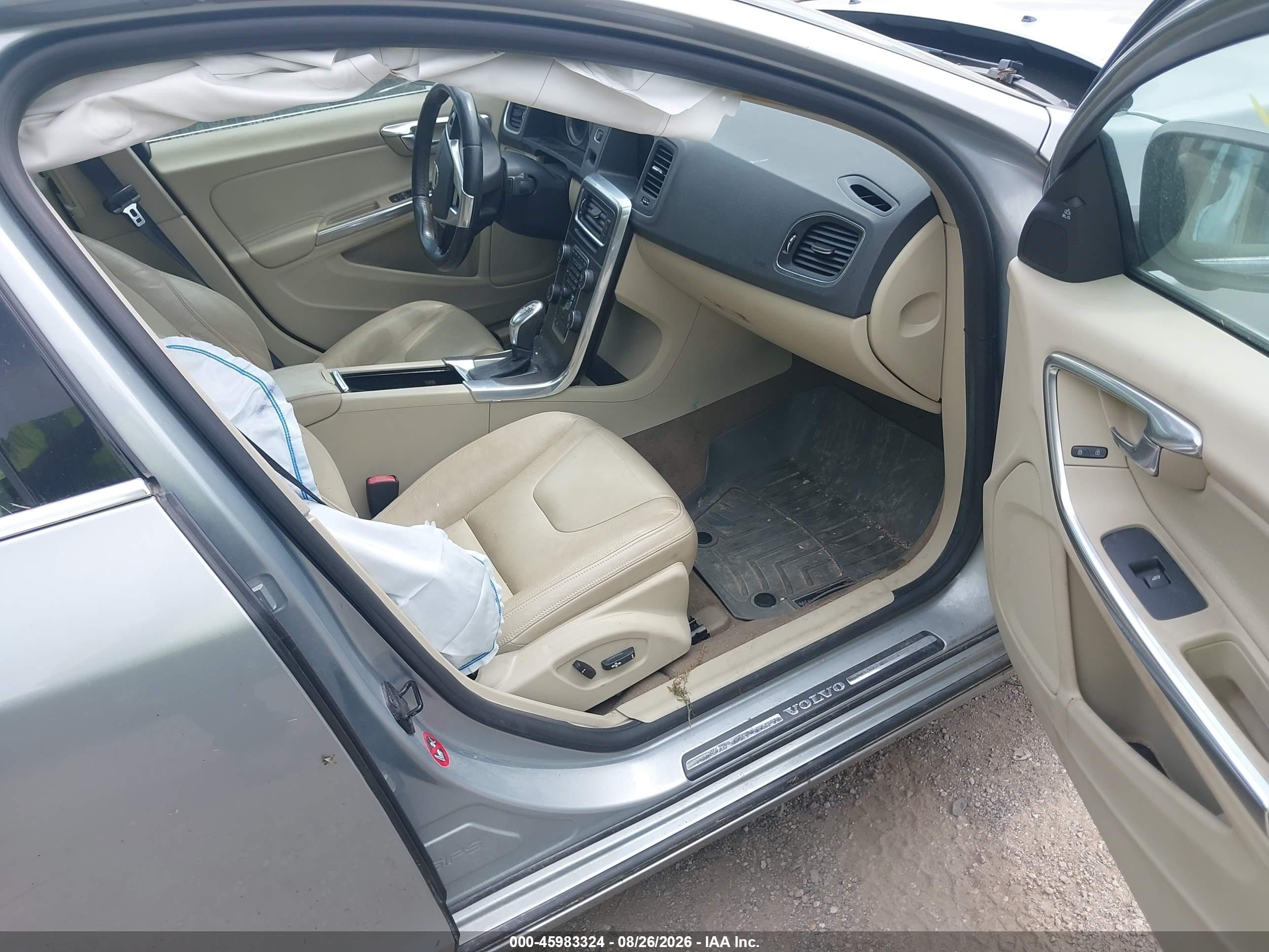 2013 Volvo S60 T5 Silver vin: YV1612FH6D2210591