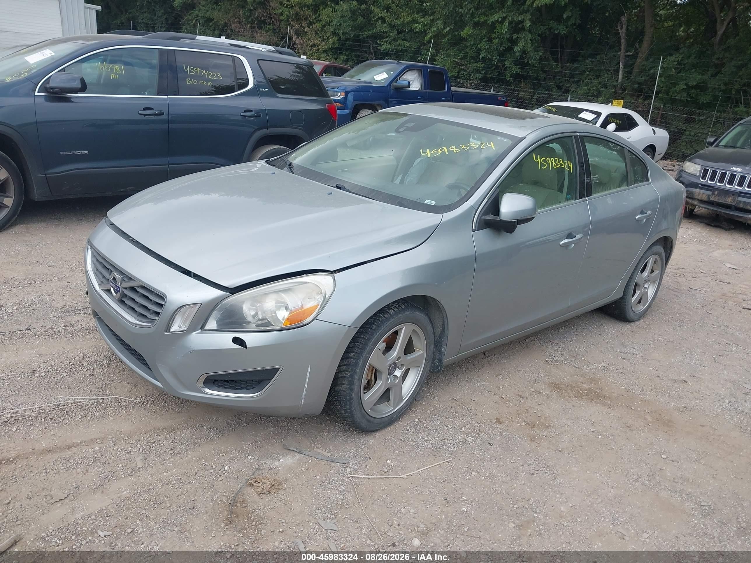2013 Volvo S60 T5 Silver vin: YV1612FH6D2210591