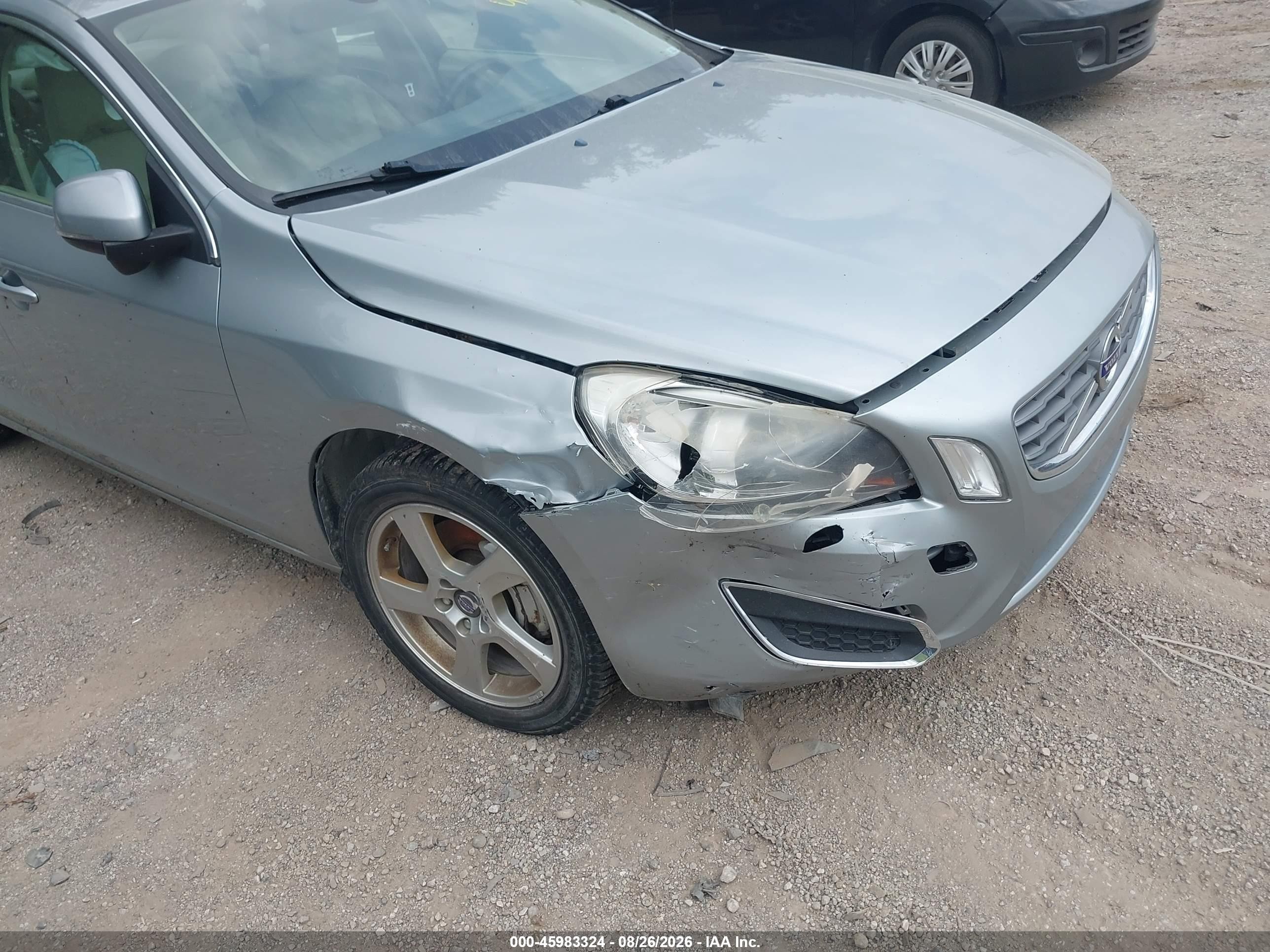 2013 Volvo S60 T5 Silver vin: YV1612FH6D2210591