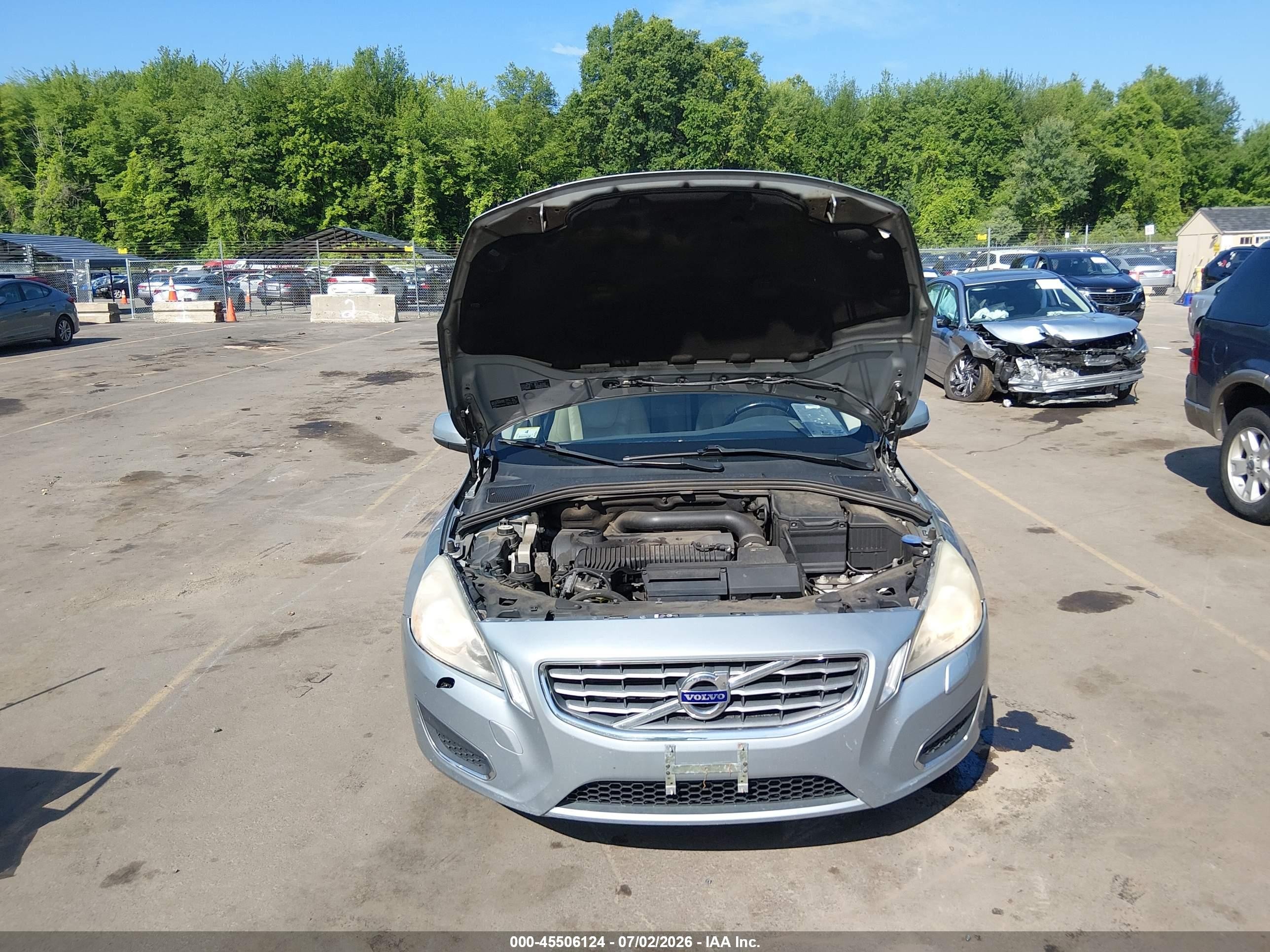 2013 Volvo S60 T5 Silver vin: YV1612FH7D1228474