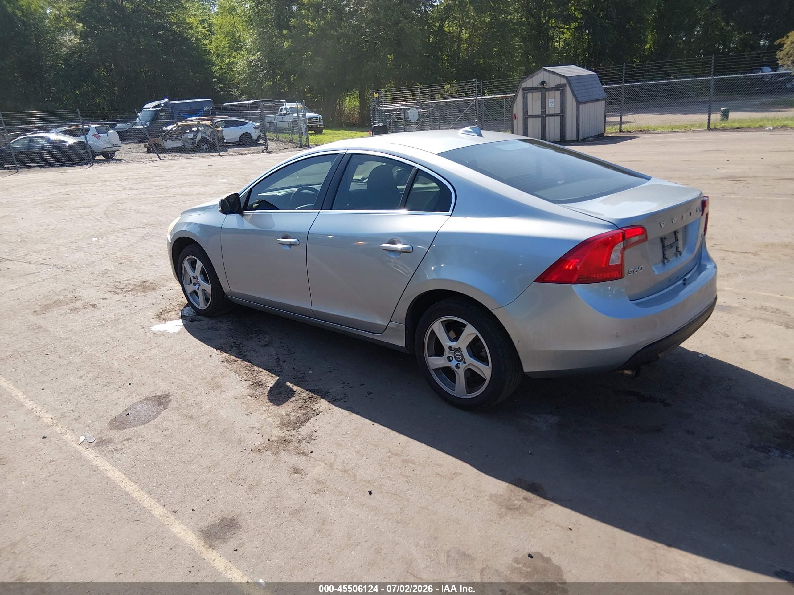 2013 Volvo S60 T5 Silver vin: YV1612FH7D1228474