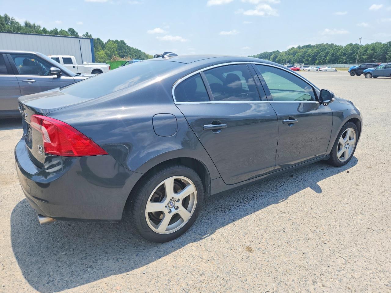 2013 Volvo S60 T5 Черный vin: YV1612FH7D2189105
