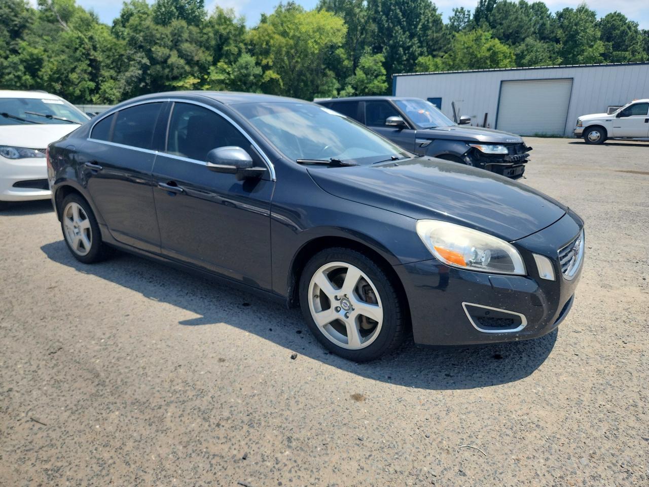 2013 Volvo S60 T5 Черный vin: YV1612FH7D2189105