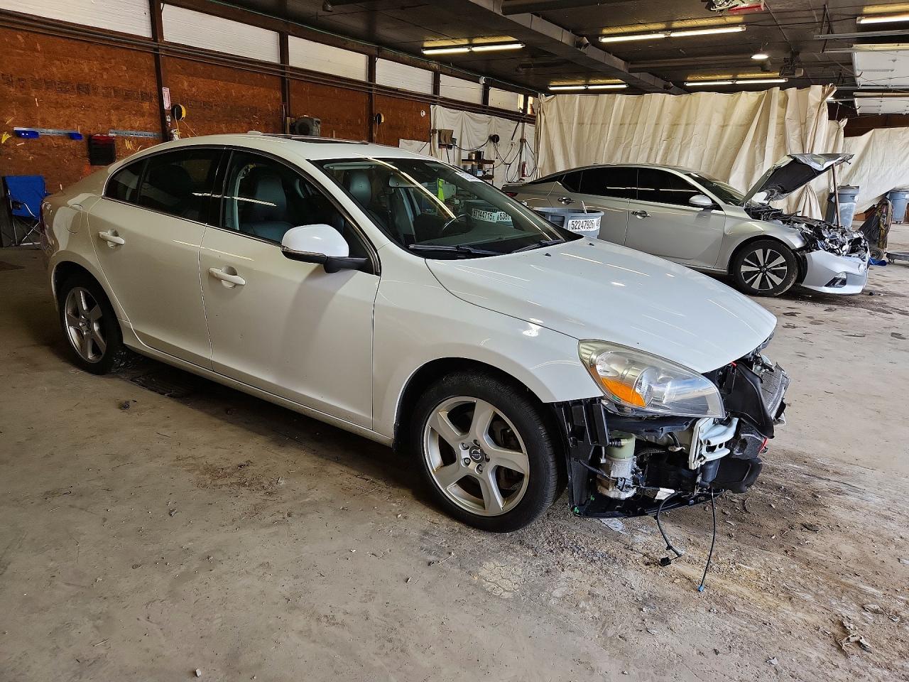 2013 Volvo S60 T5 White vin: YV1612FH7D2198984