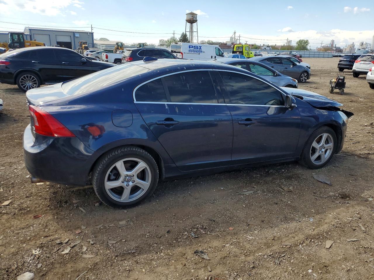 2013 Volvo S60 T5 Blue vin: YV1612FH7D2200636