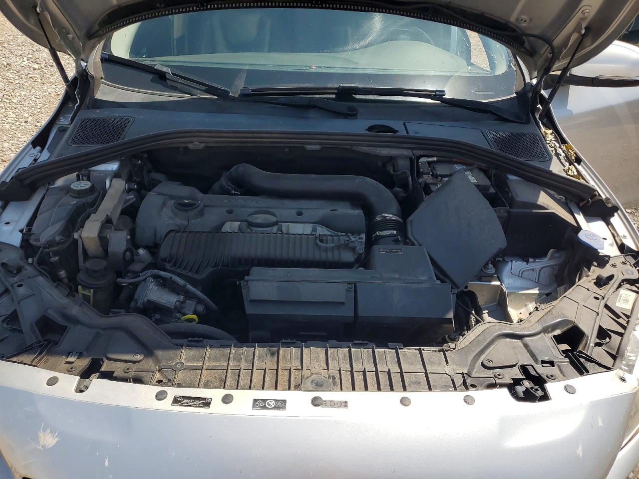 2014 Volvo S60 T5 Silver vin: YV1612FH7E1289891