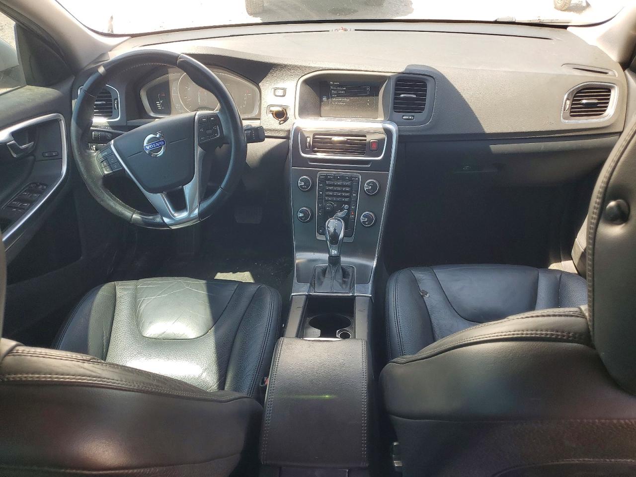 2014 Volvo S60 T5 Silver vin: YV1612FH7E1289891