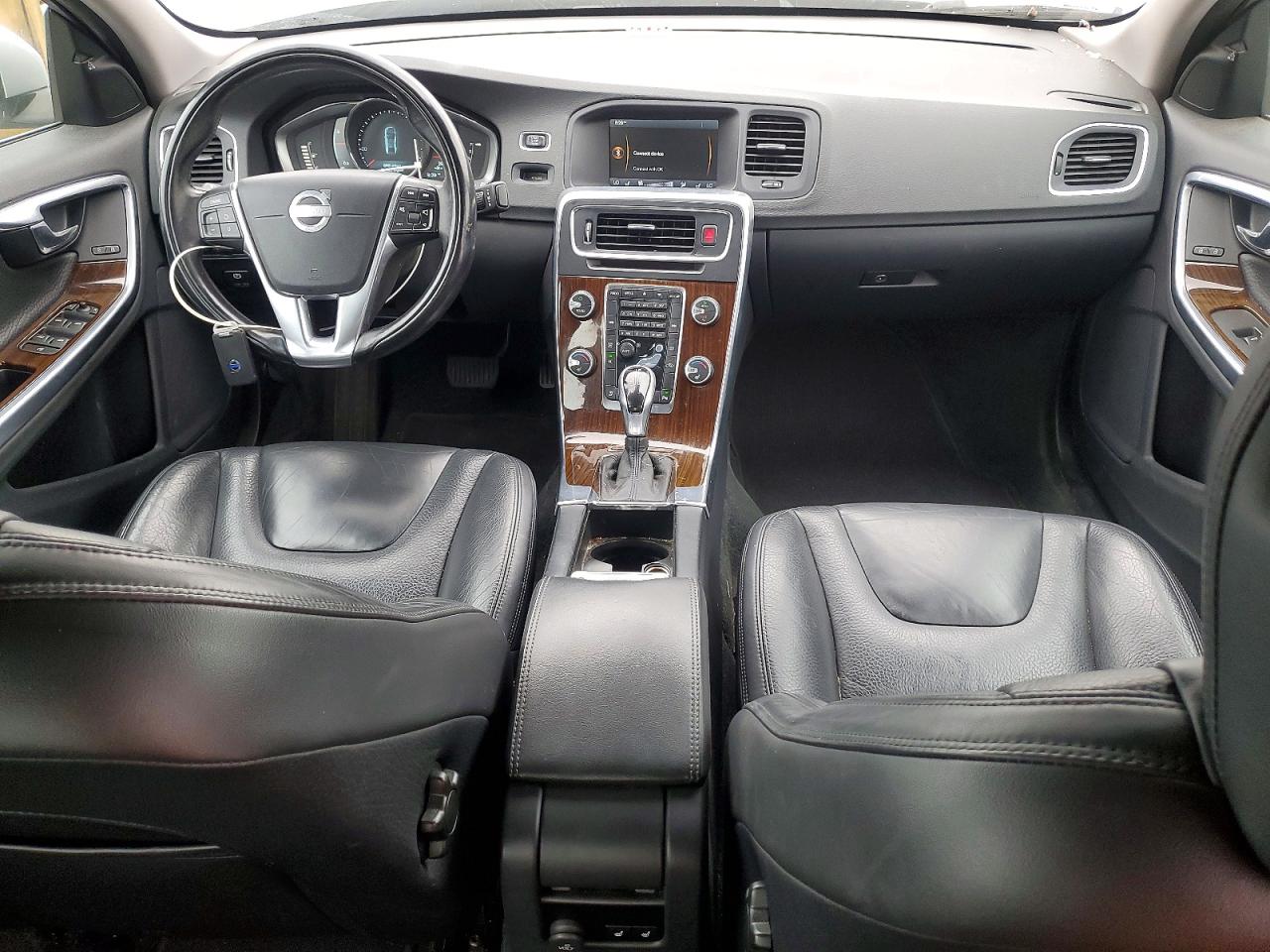 2014 Volvo S60 T5 Silver vin: YV1612FH7E2297712