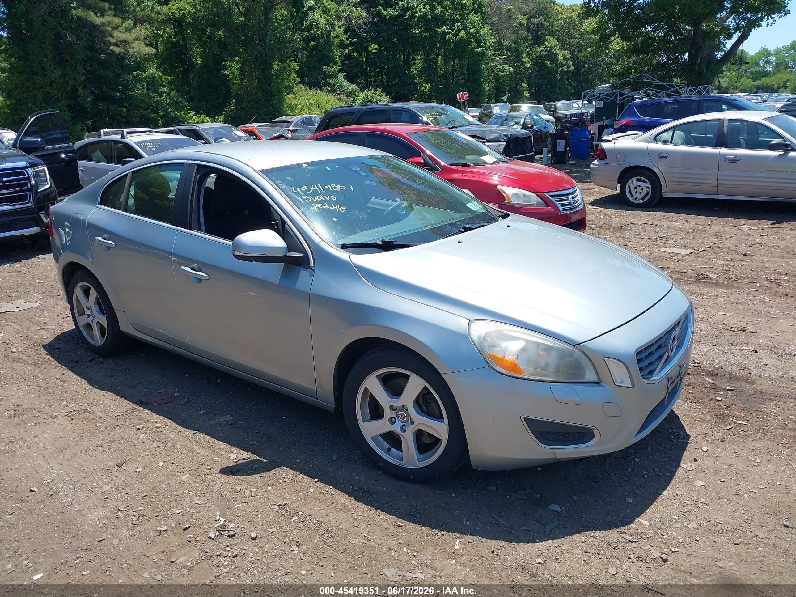 2013 Volvo S60 T5/t5 Platinum/t5 Premier/t5 Premier Plus Gray vin: YV1612FH8D2176475