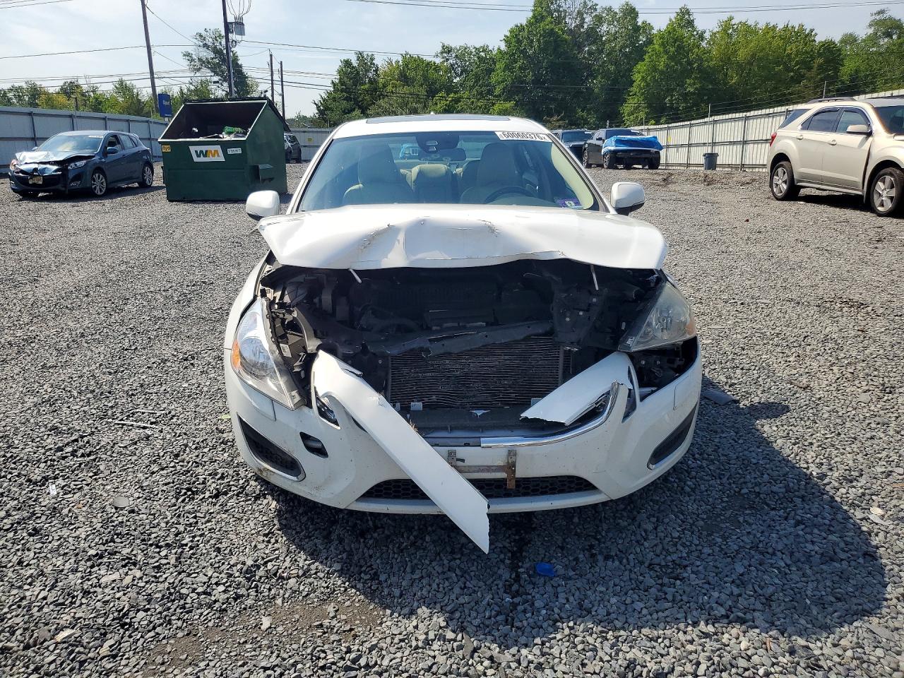 2013 Volvo S60 T5 White vin: YV1612FH9D2218491