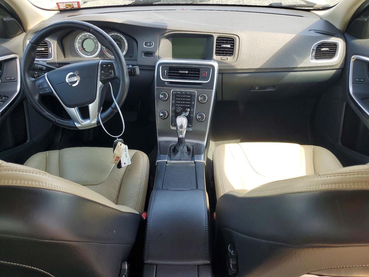 2013 Volvo S60 T5 White vin: YV1612FH9D2218491