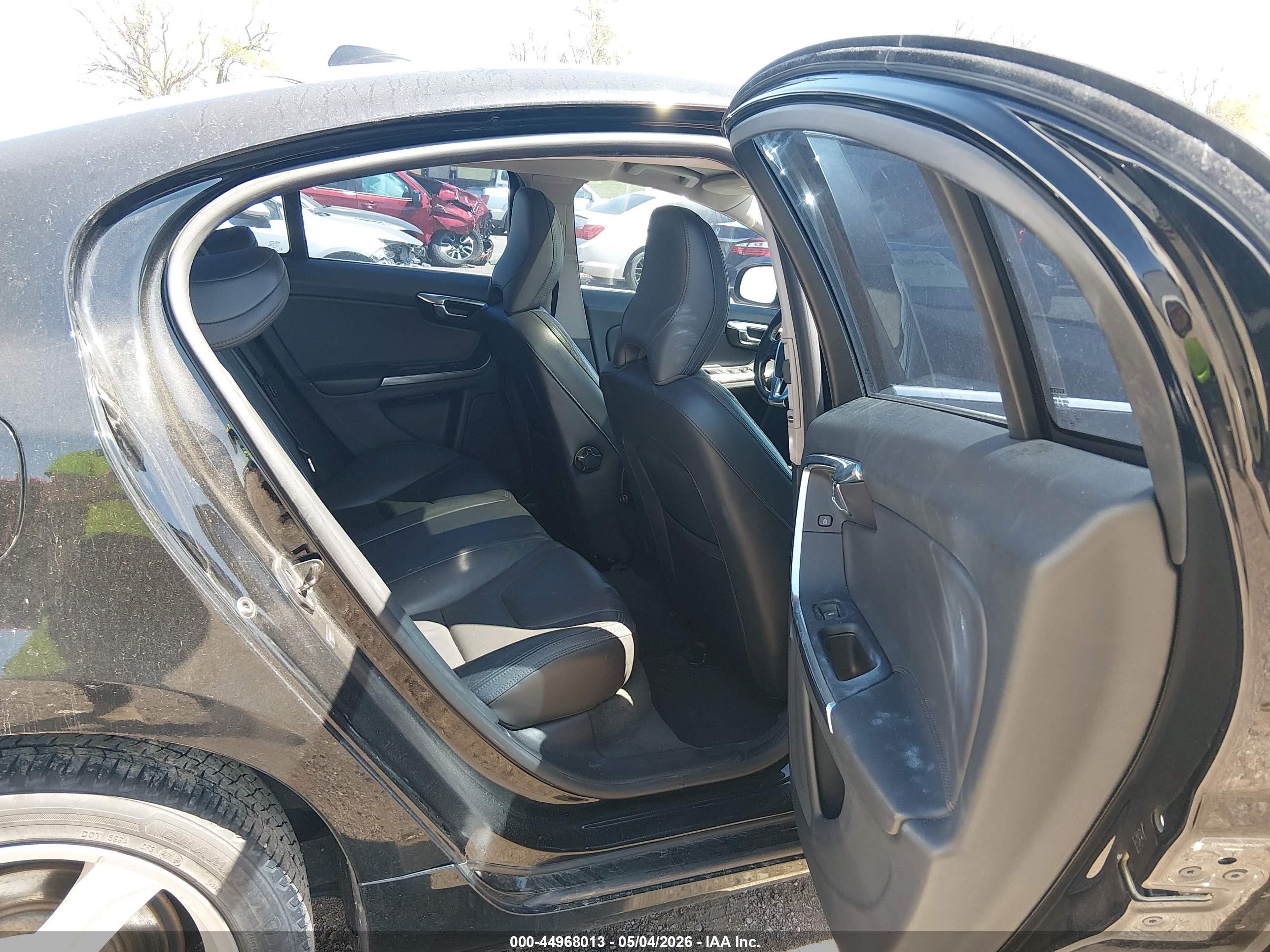 2013 Volvo S60 T5/t5 Platinum/t5 Premier/t5 Premier Plus Black vin: YV1612FHXD2176347