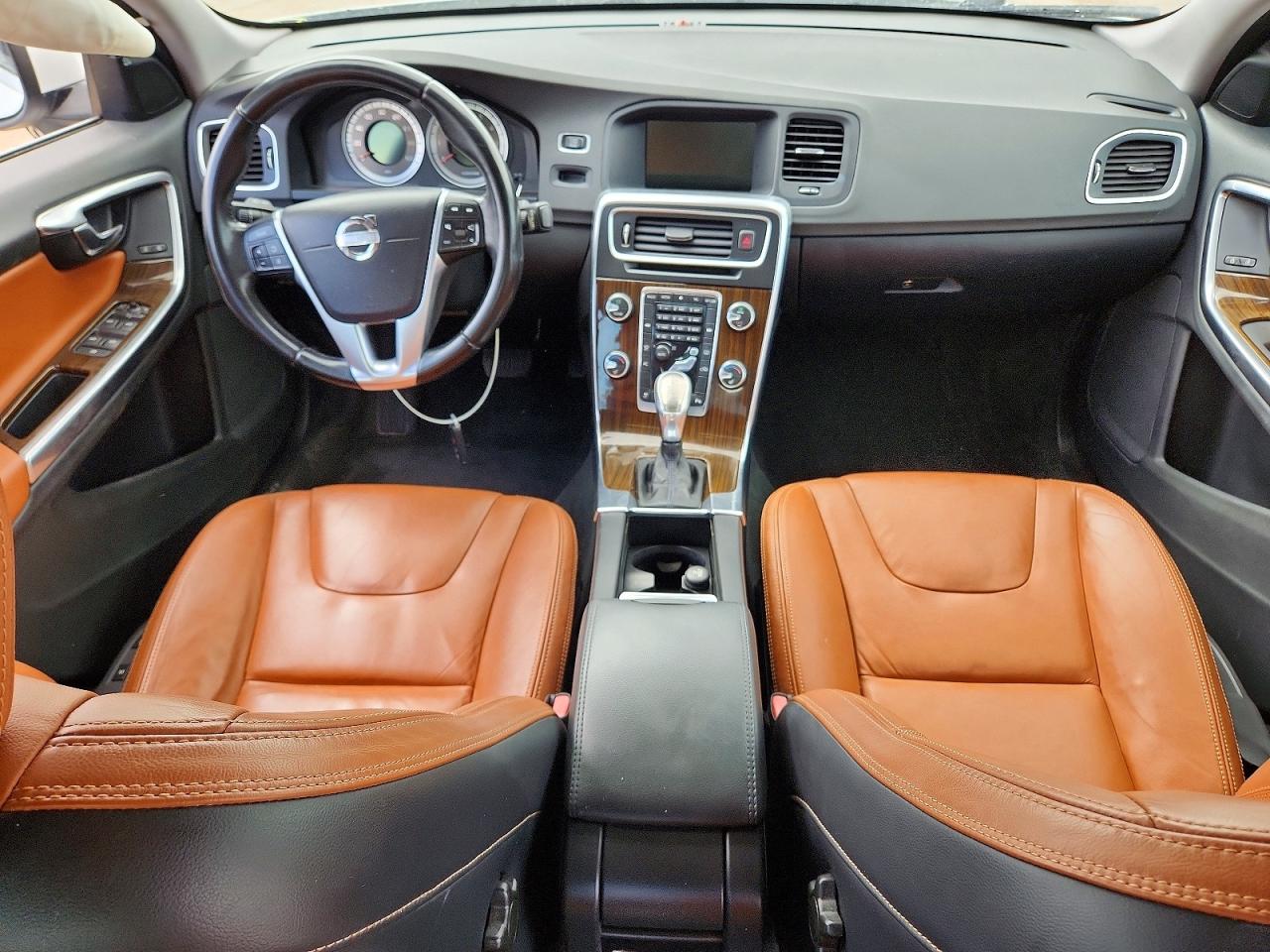 2013 Volvo S60 T5 White vin: YV1612FHXD2183248