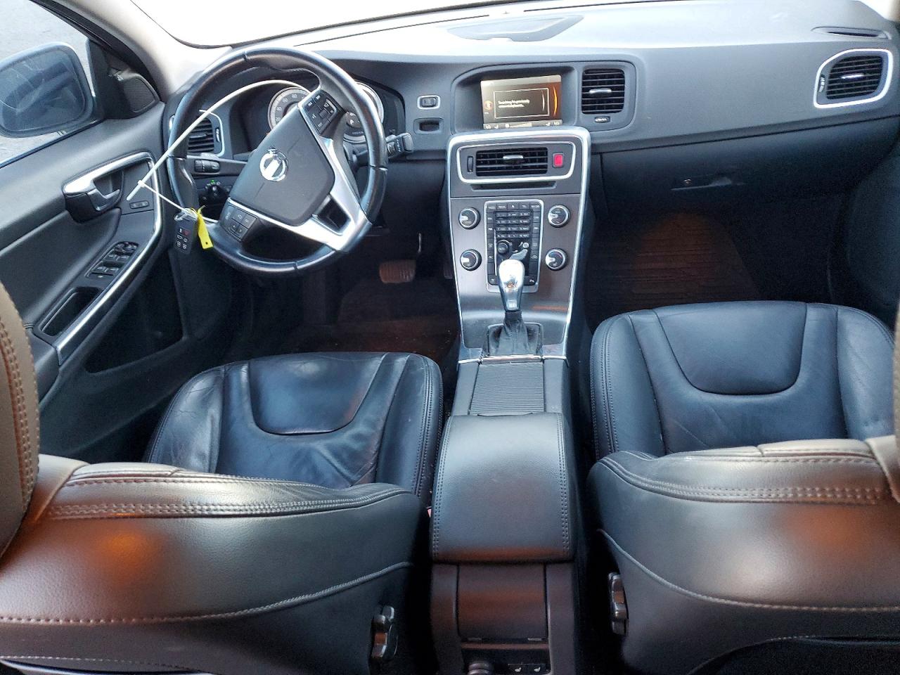 2013 Volvo S60 T5 White vin: YV1612FHXD2188630