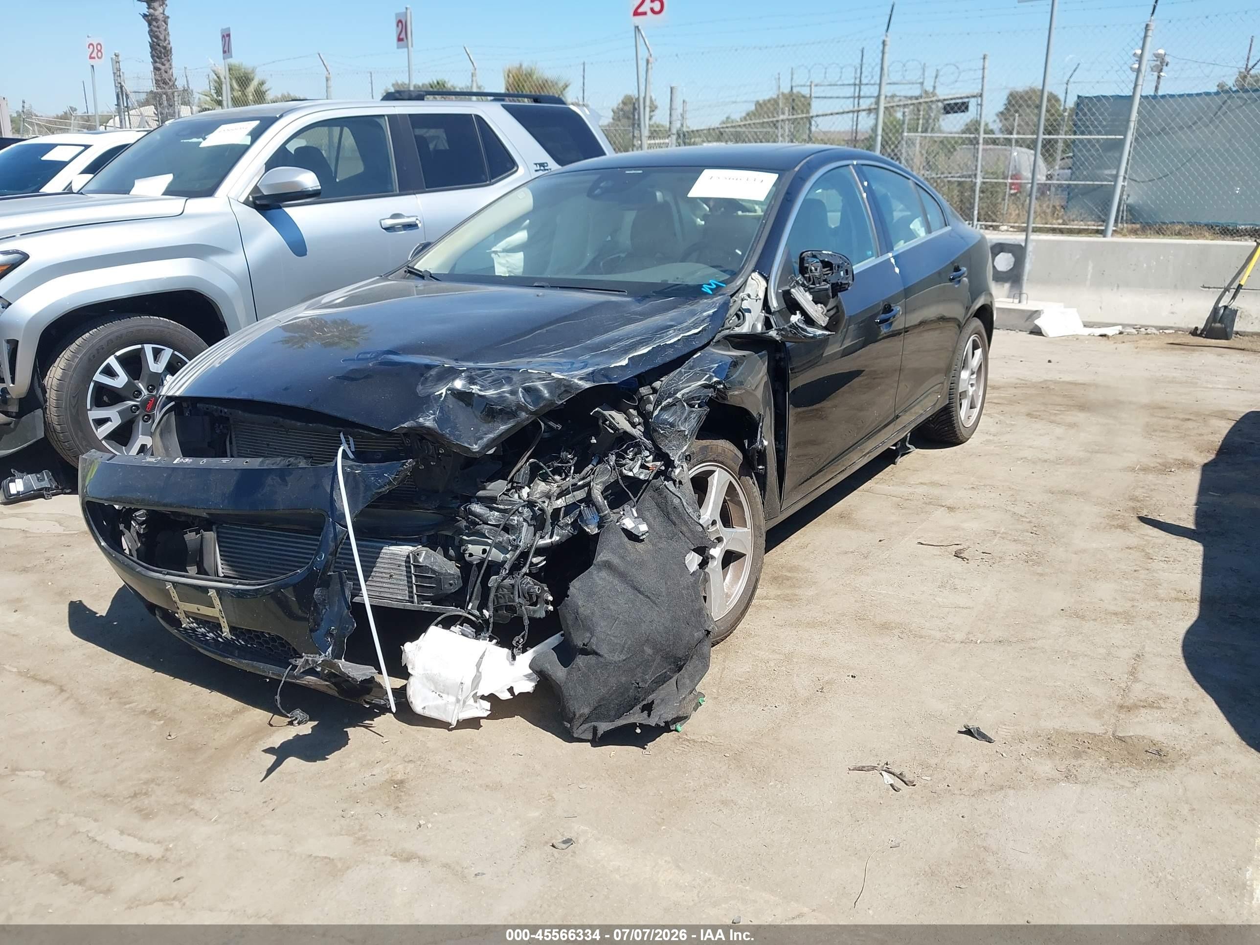 2013 Volvo S60   Black vin: YV1612FS0D2195145