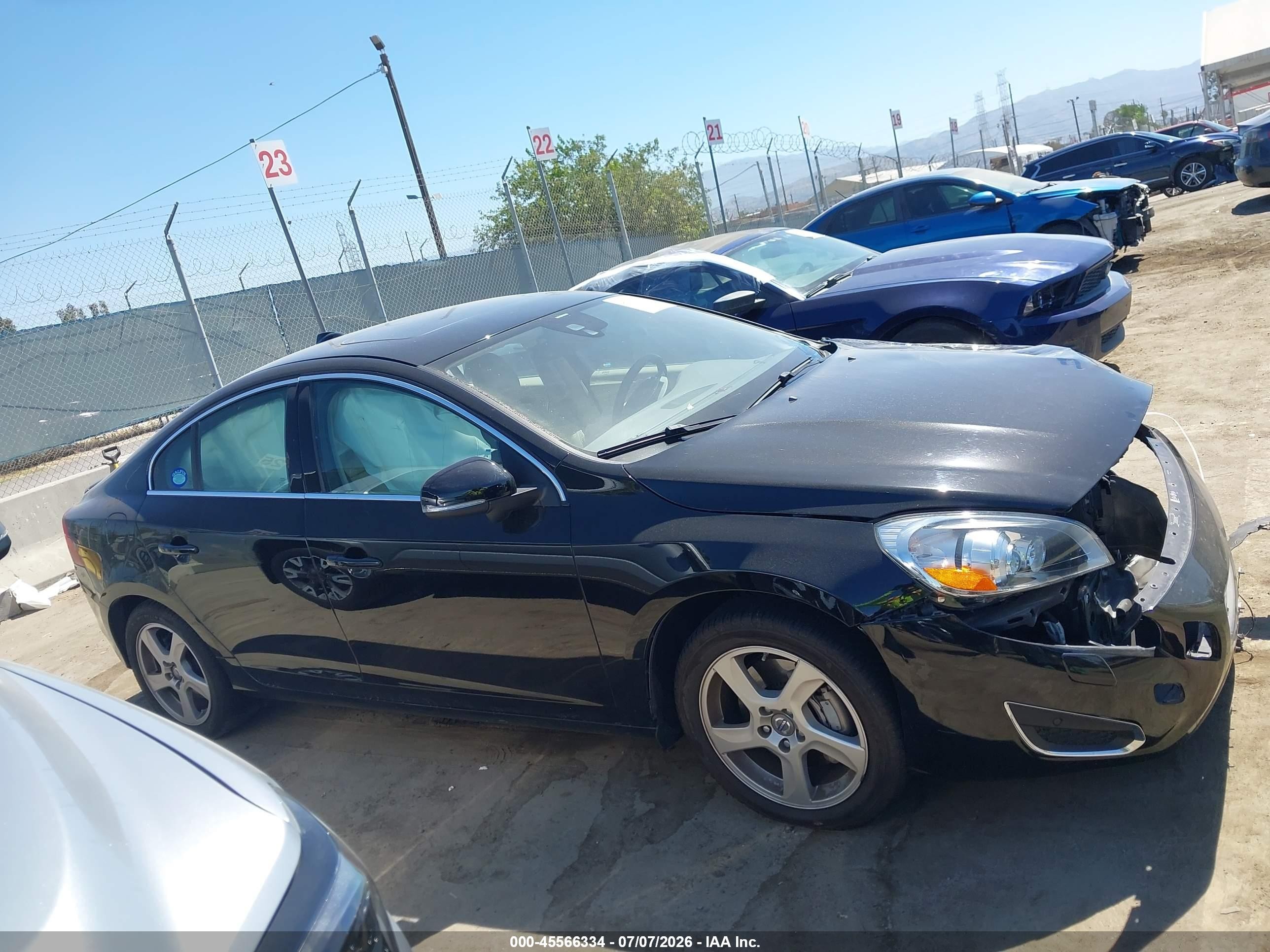 2013 Volvo S60   Black vin: YV1612FS0D2195145
