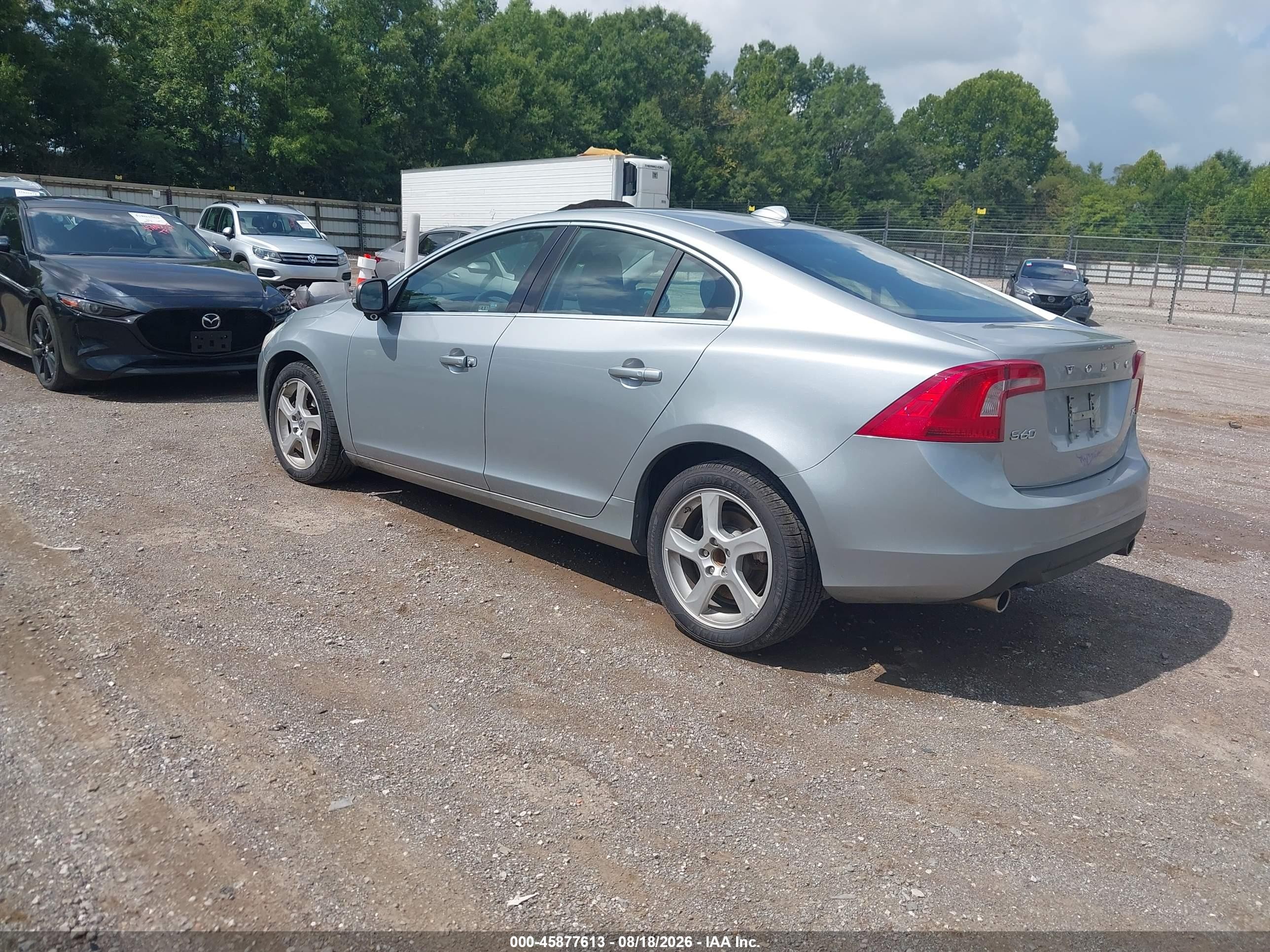 2013 Volvo S60 T5/t5 Platinum/t5 Premier/t5 Premier Plus Silver vin: YV1612FS0D2198188