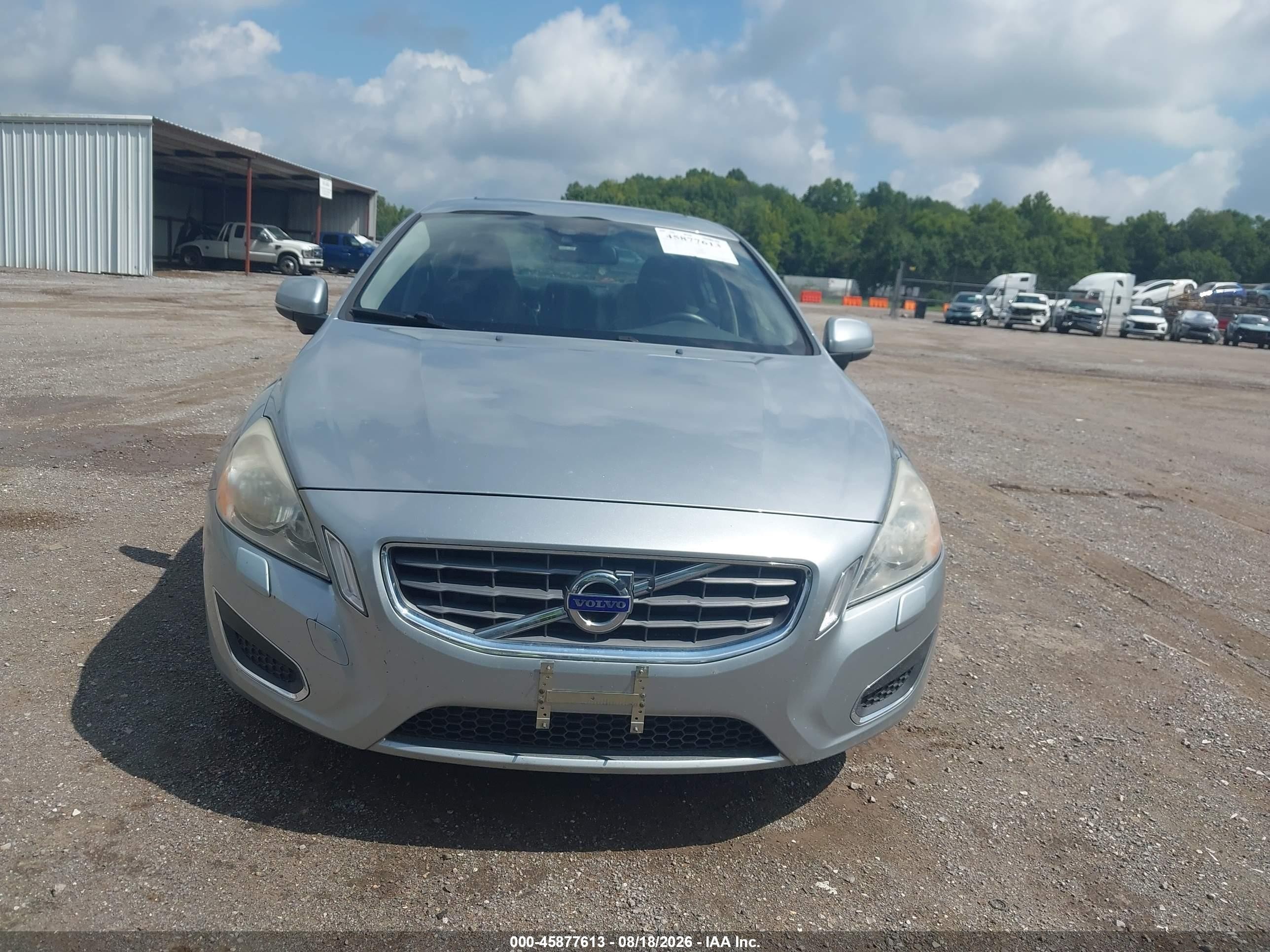 2013 Volvo S60 T5/t5 Platinum/t5 Premier/t5 Premier Plus Silver vin: YV1612FS0D2198188