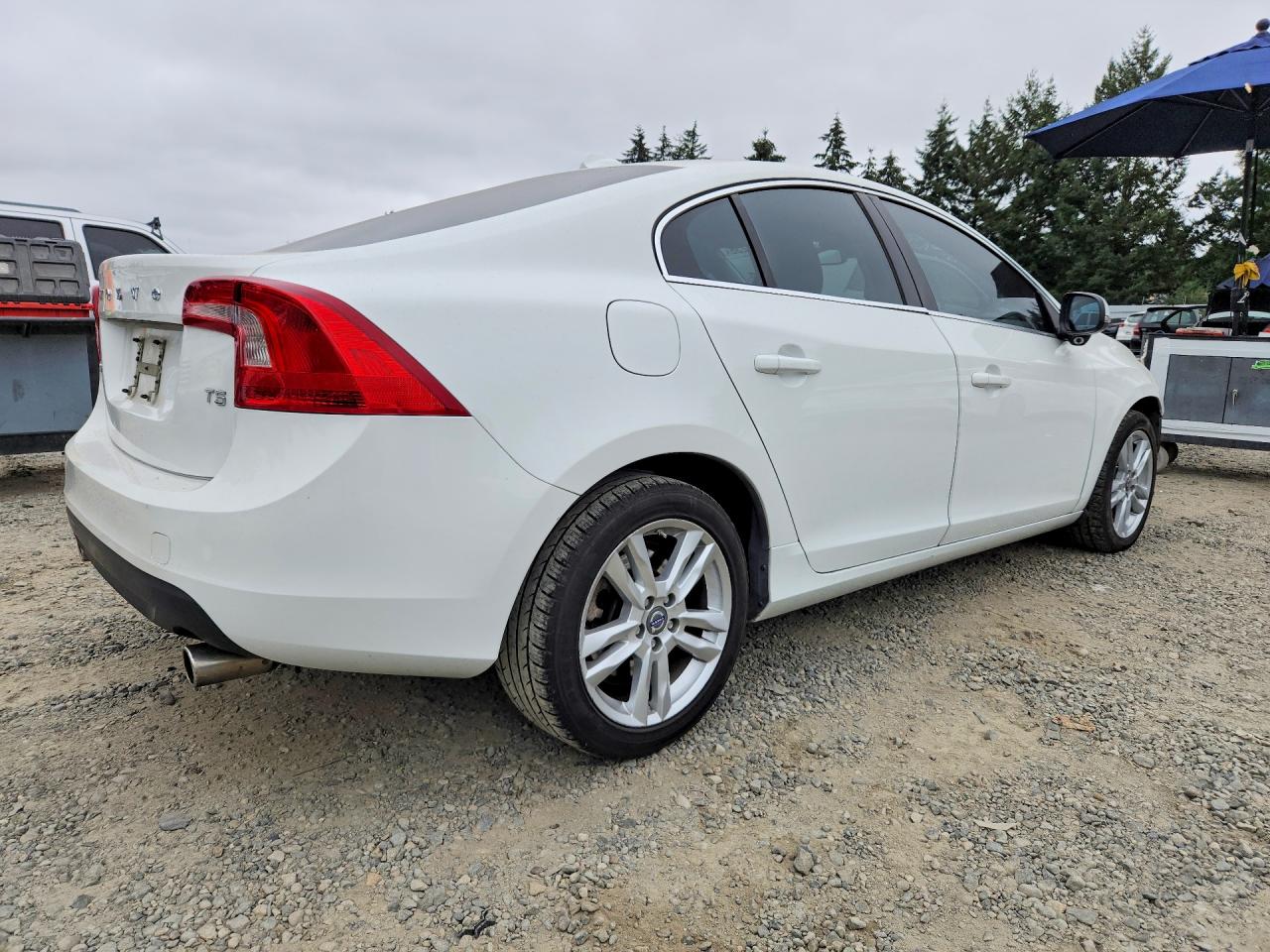 2013 Volvo S60 T5 White vin: YV1612FS0D2202367
