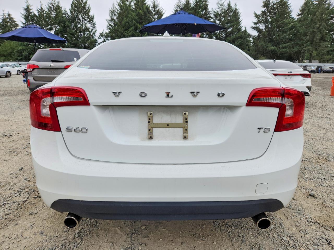 2013 Volvo S60 T5 White vin: YV1612FS0D2202367