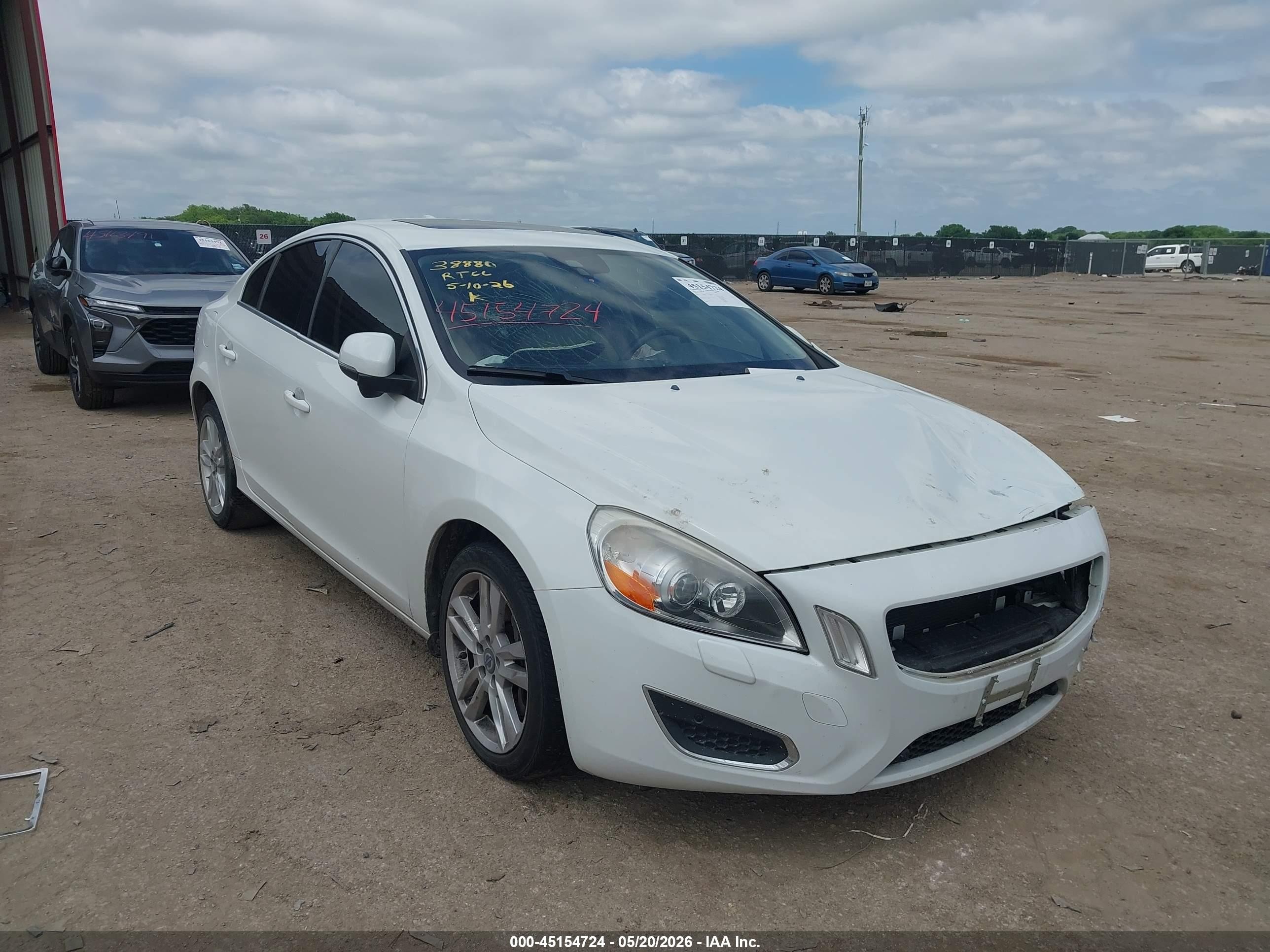 2013 Volvo S60 T5 White vin: YV1612FS0D2218911
