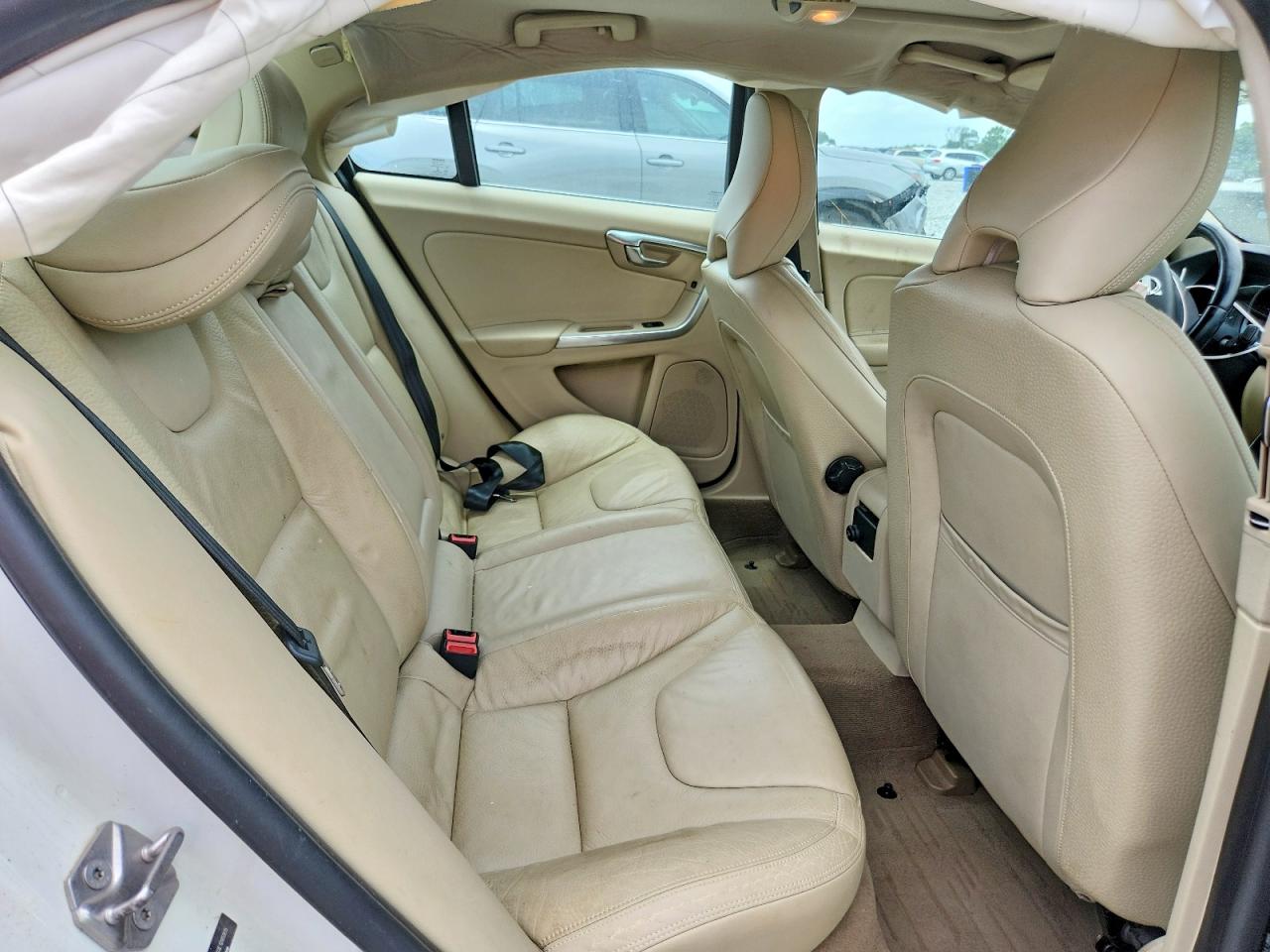 2014 Volvo S60 T5 White vin: YV1612FS0E1285905