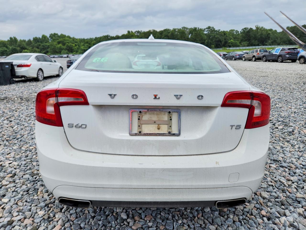 2014 Volvo S60 T5 White vin: YV1612FS0E1285905