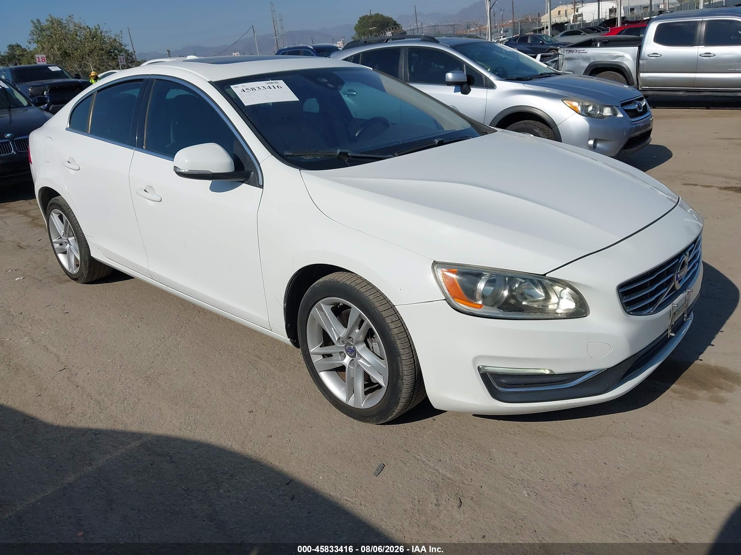 2014 Volvo S60 T5 White vin: YV1612FS0E2277443