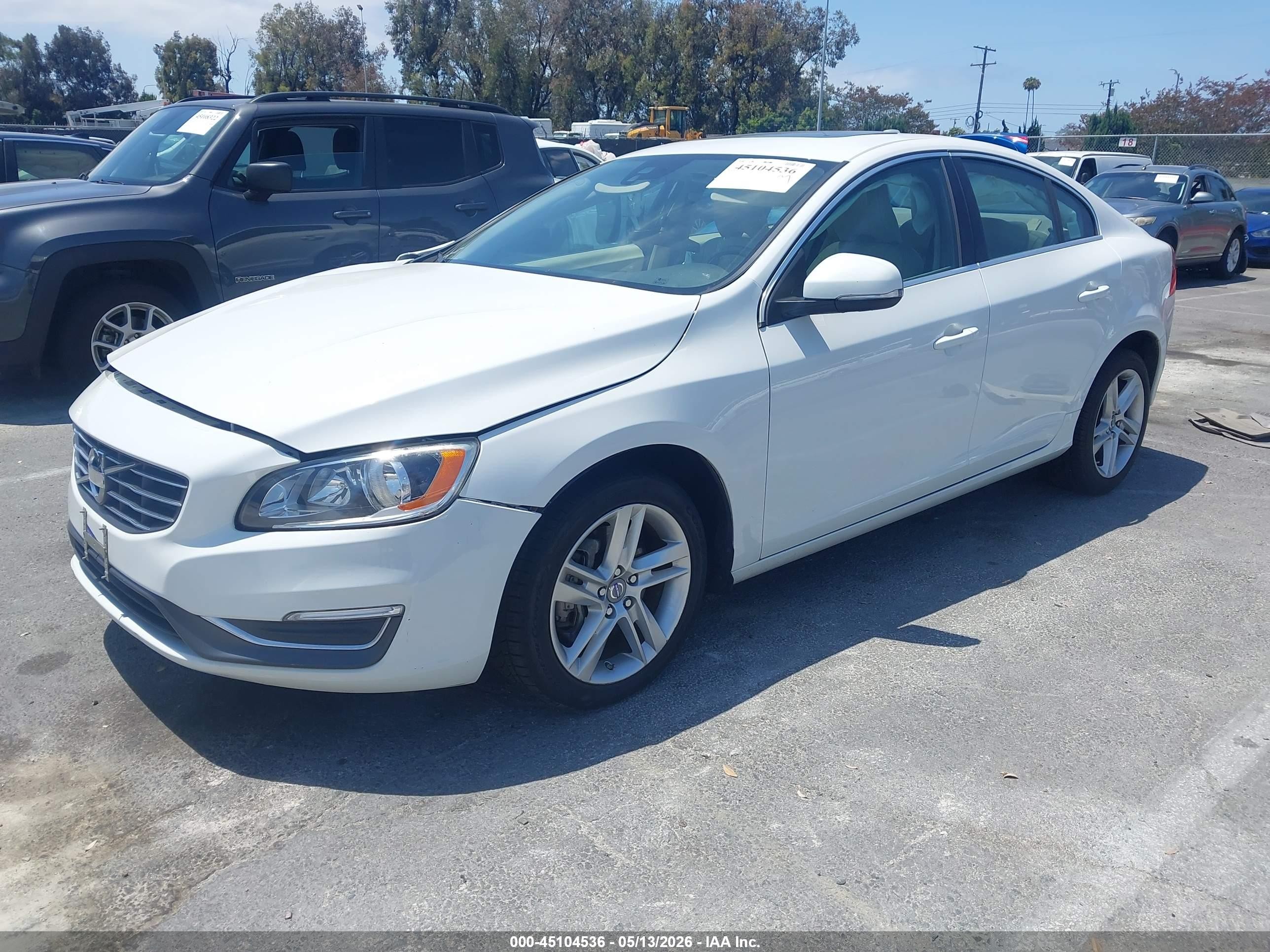 2014 Volvo S60 T5 White vin: YV1612FS0E2278110