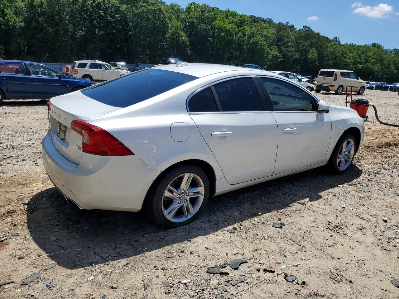 2014 Volvo S60 T5 White vin: YV1612FS0E2293707