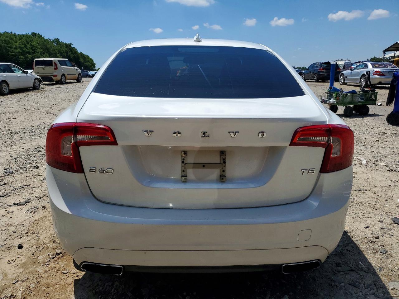 2014 Volvo S60 T5 White vin: YV1612FS0E2293707