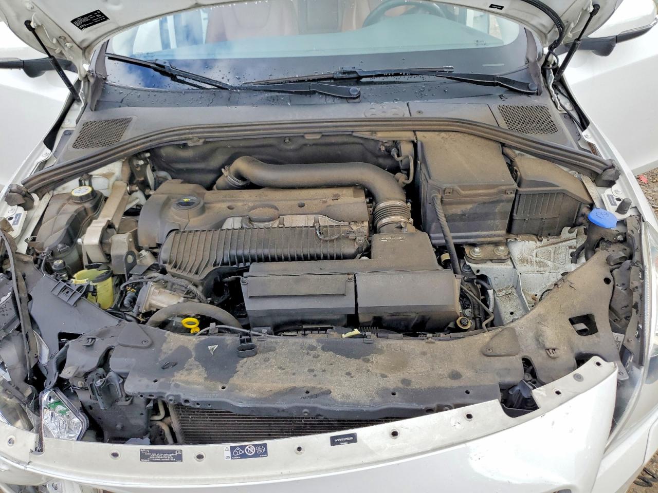 2013 Volvo S60 T5 White vin: YV1612FS1D2192285
