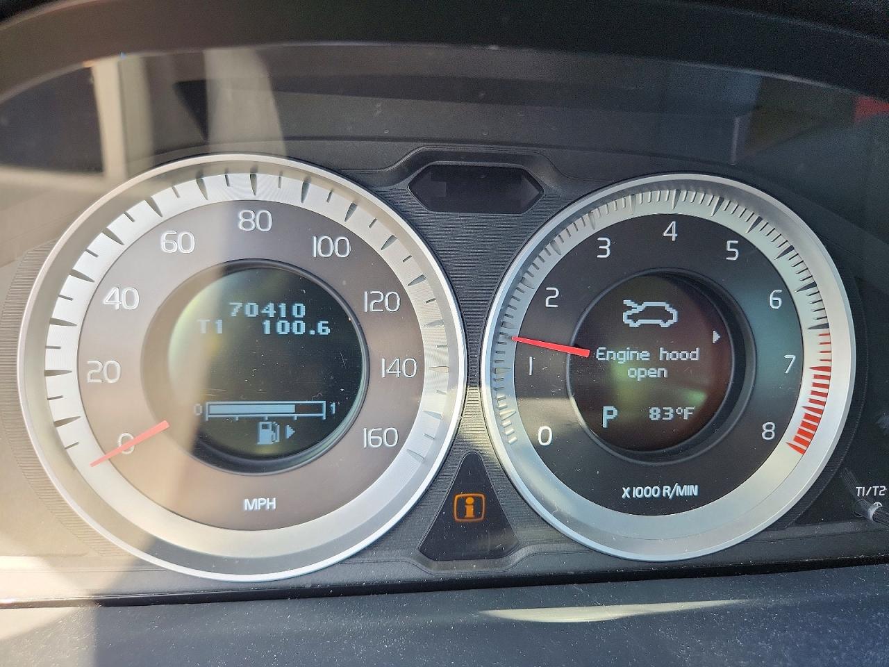 2013 Volvo S60 T5 Gold vin: YV1612FS1D2201700
