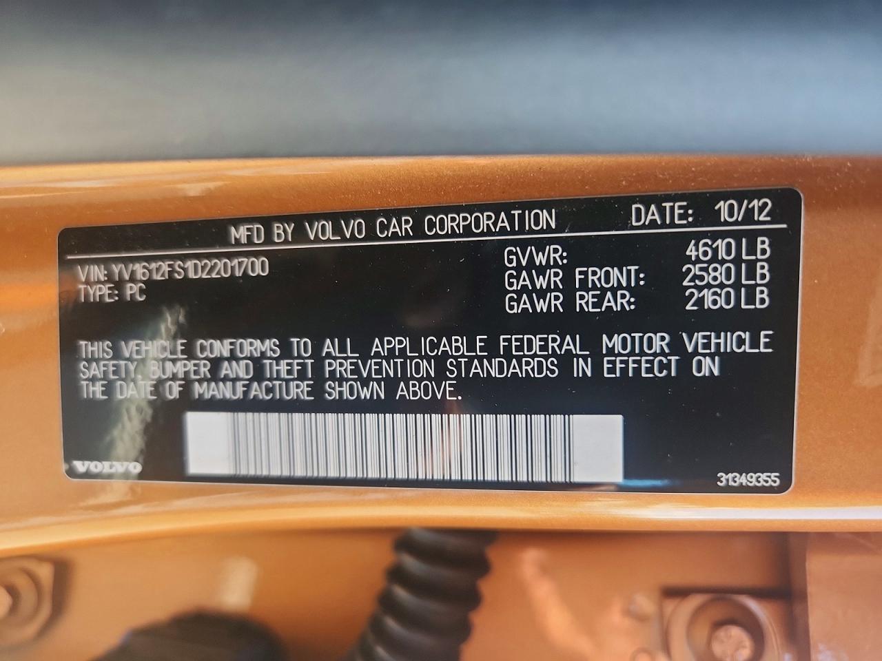 2013 Volvo S60 T5 Gold vin: YV1612FS1D2201700