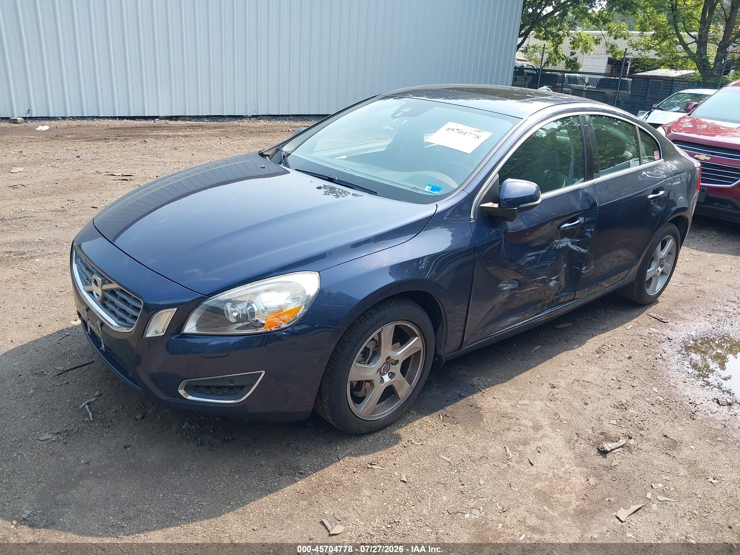 2013 Volvo S60 T5 Platinum Dark Blue vin: YV1612FS2D1226546