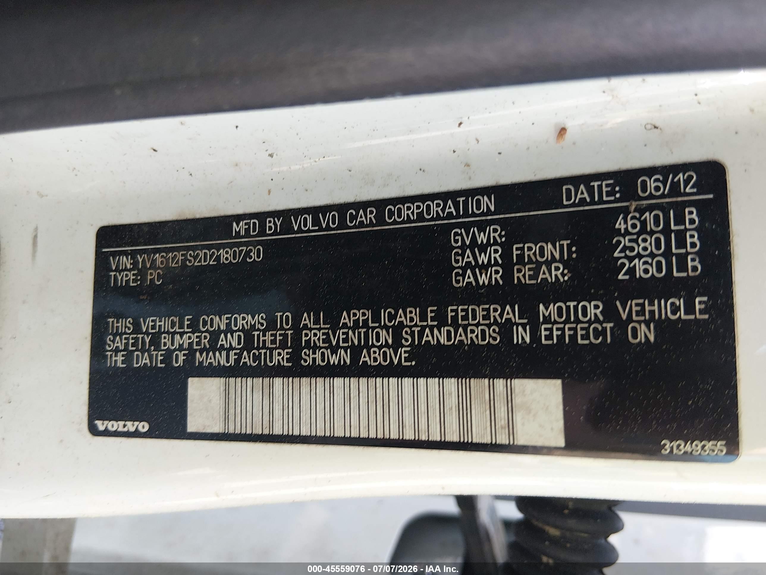 2013 Volvo S60   White vin: YV1612FS2D2180730