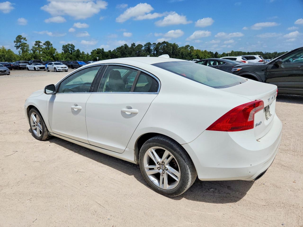 2014 Volvo S60 T5 White vin: YV1612FS2E2276035