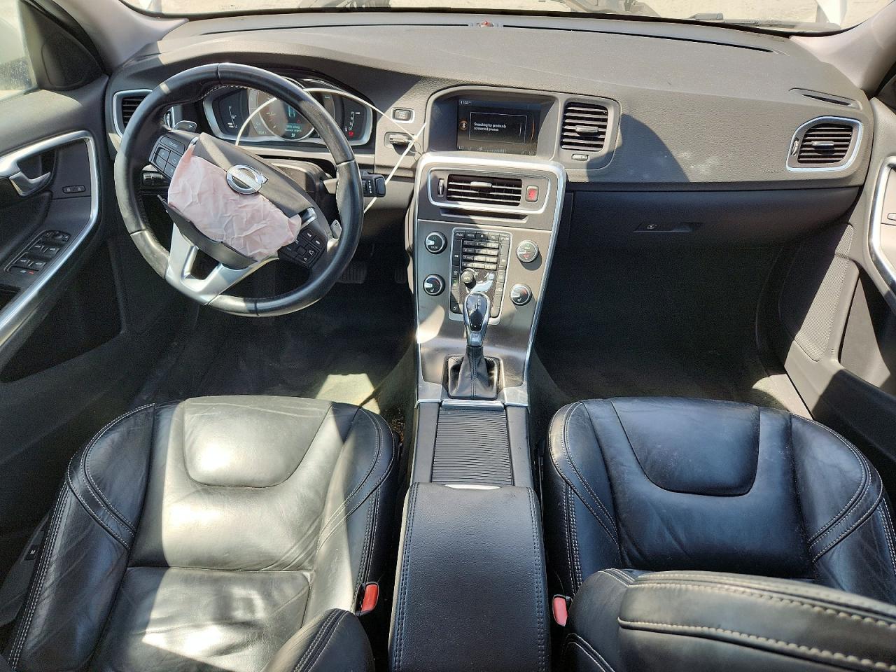 2014 Volvo S60 T5 White vin: YV1612FS2E2283793