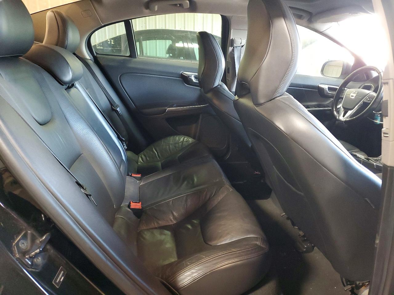 2013 Volvo S60 T5 Черный vin: YV1612FS3D1212753