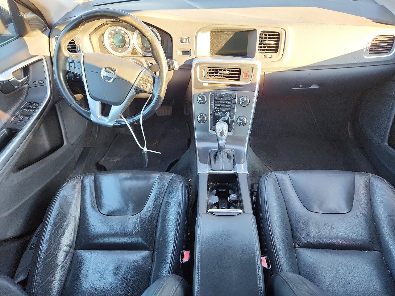 2013 Volvo S60 T5 Черный vin: YV1612FS3D1215121
