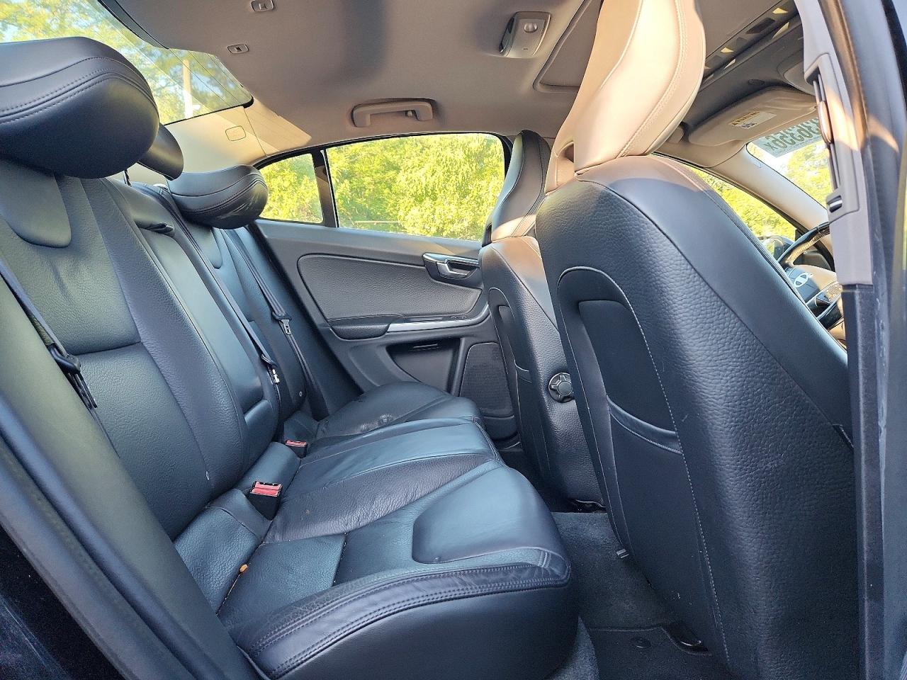2013 Volvo S60 T5 Черный vin: YV1612FS3D1215121
