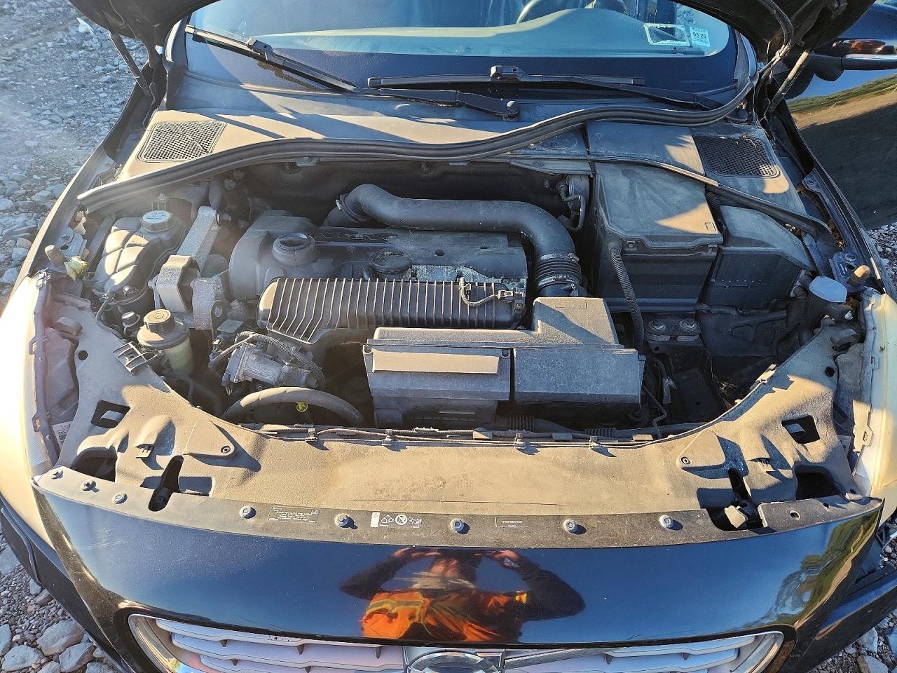 2013 Volvo S60 T5 Черный vin: YV1612FS3D1215121