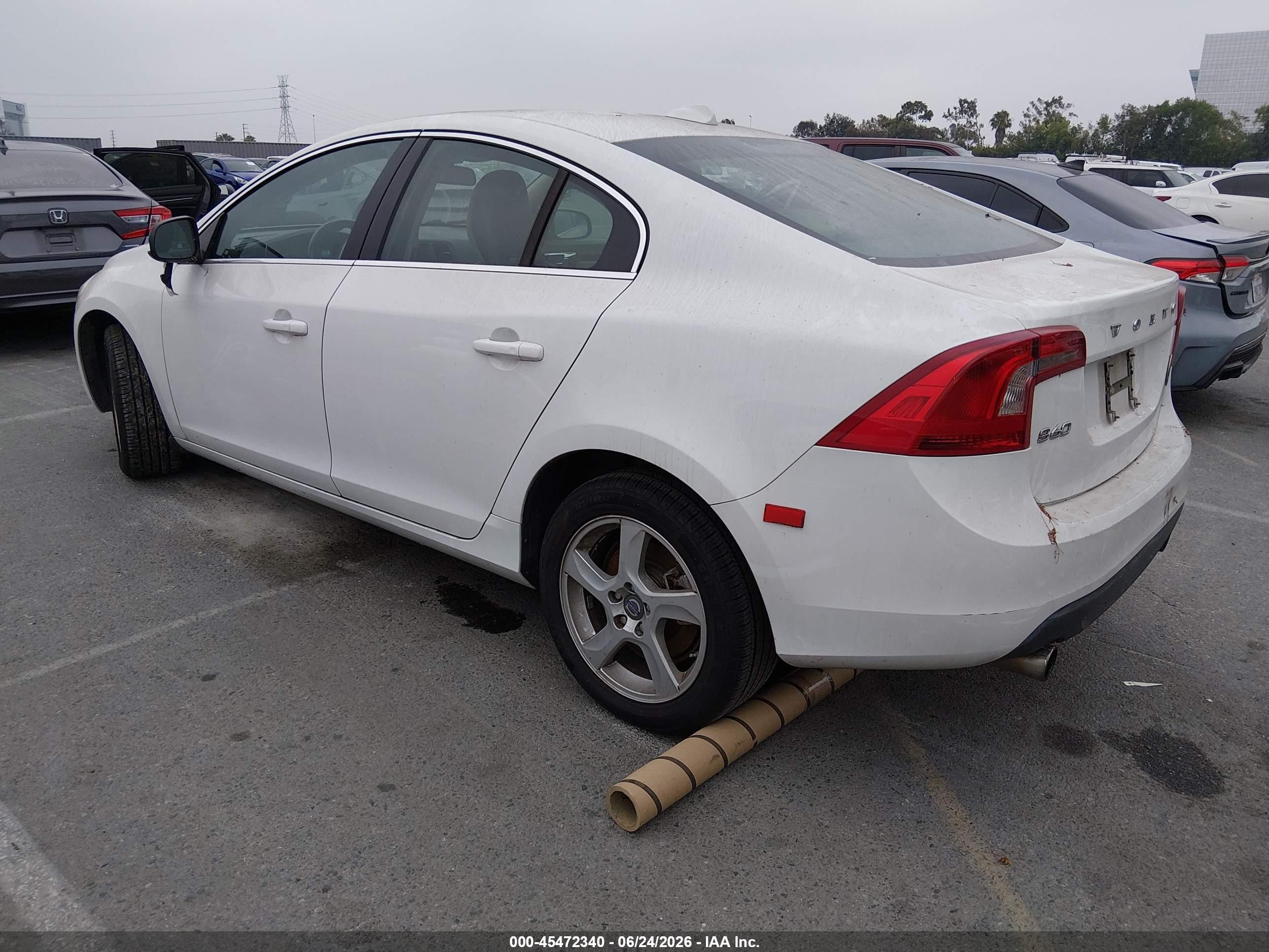 2013 Volvo S60 T5 White vin: YV1612FS3D2221740