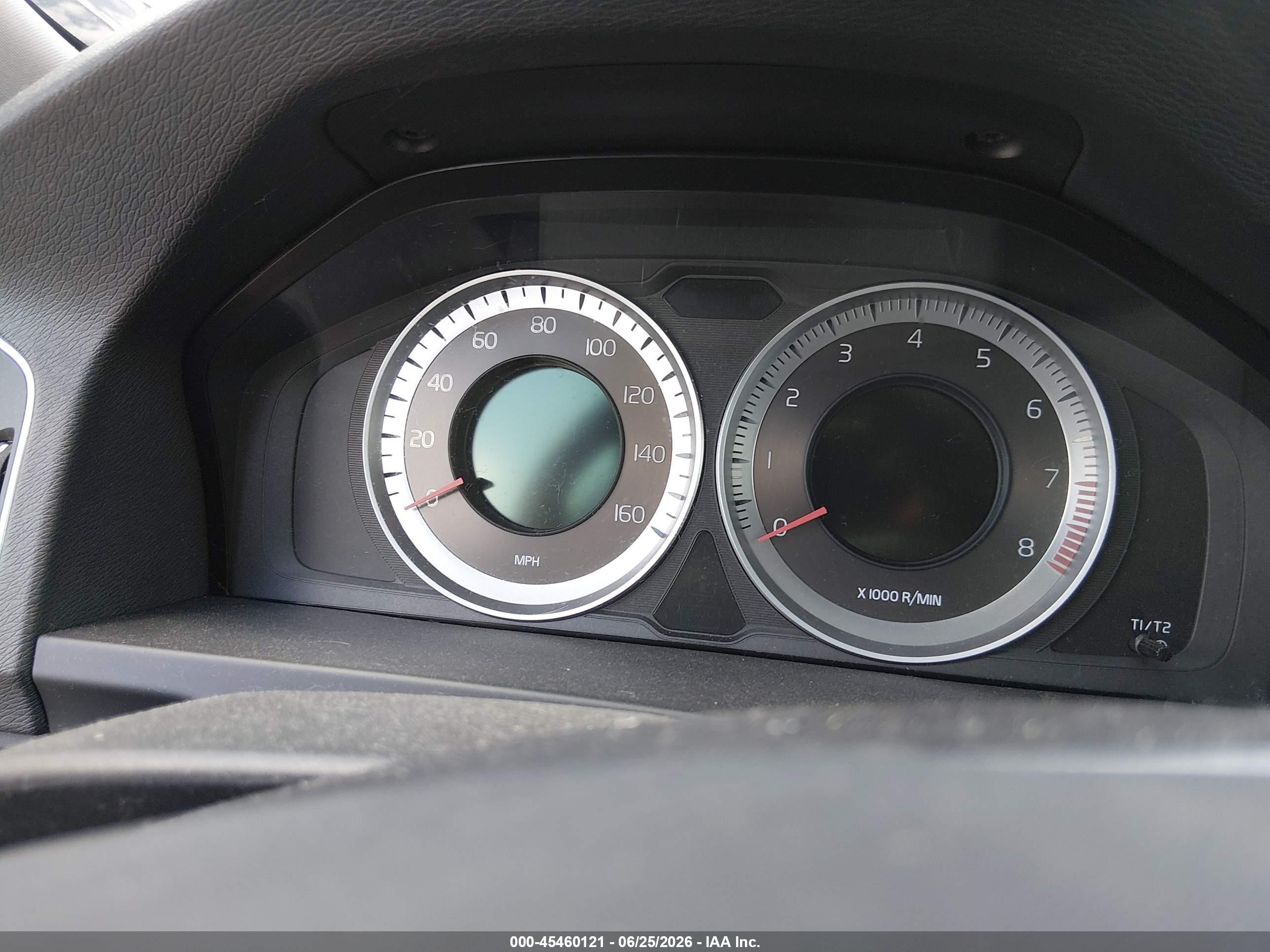 2013 Volvo S60 T5 Черный vin: YV1612FS4D1208663