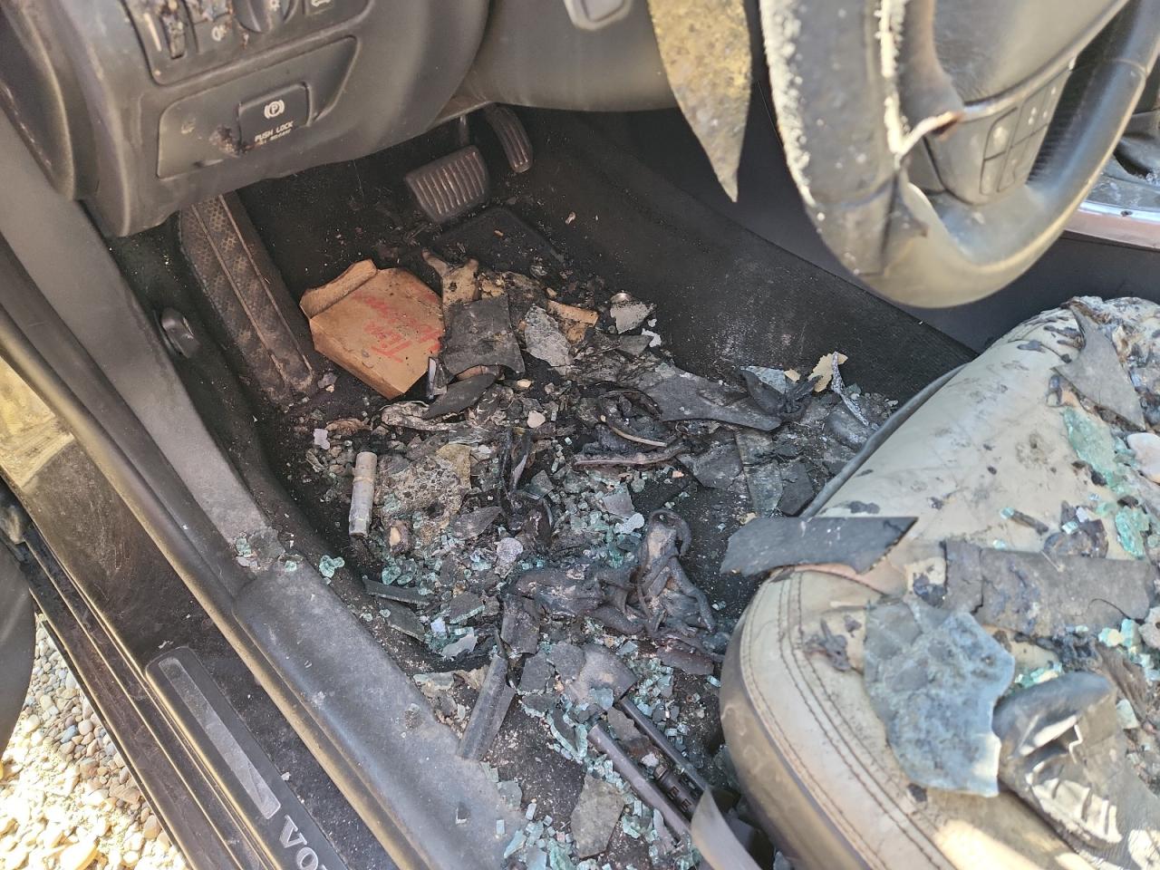 2013 Volvo S60 T5 Black vin: YV1612FS4D1224765 Damage: Left Front Carpet, Torn, > 12 Inches