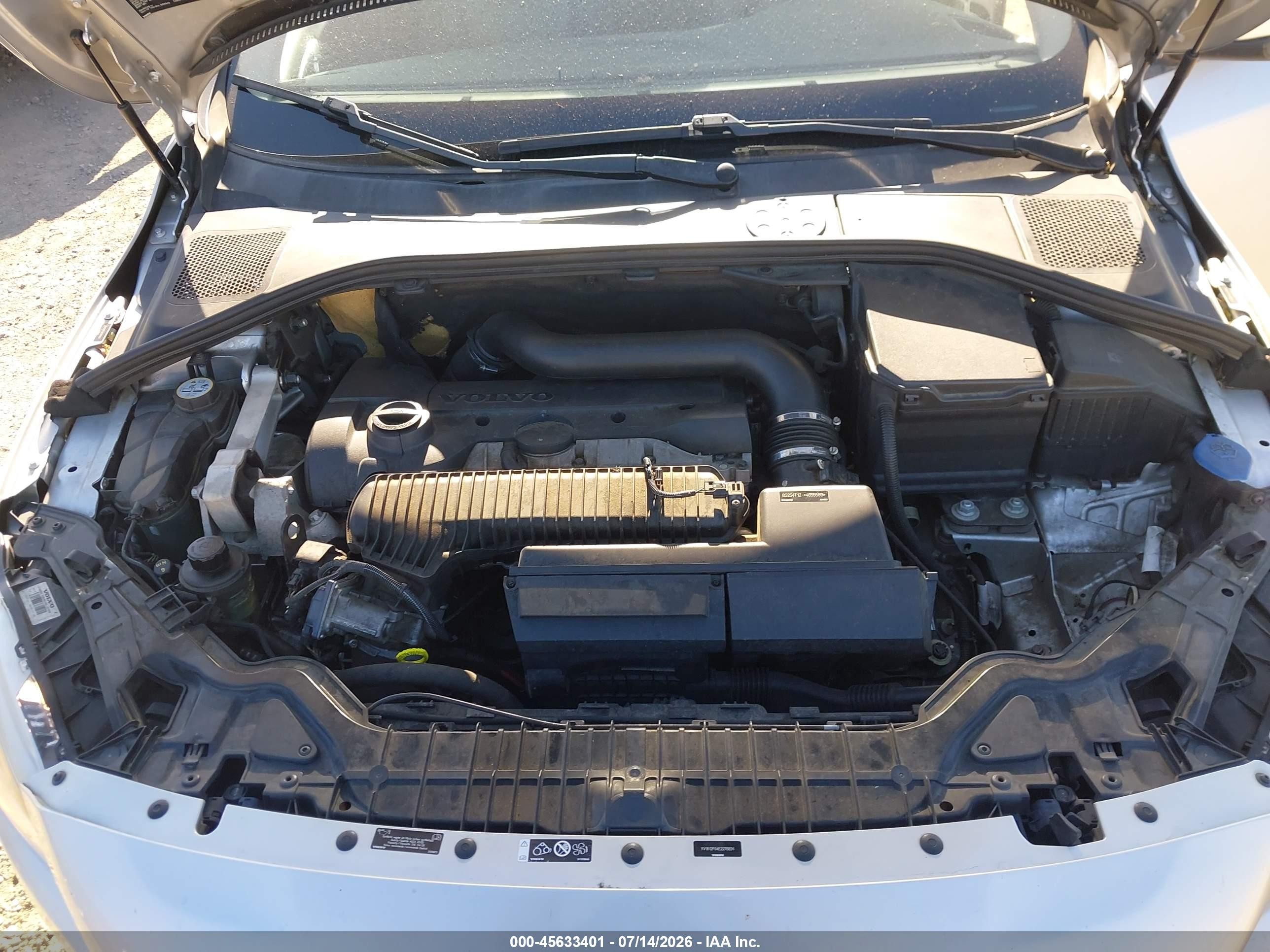 2014 Volvo S60 T5 Silver vin: YV1612FS4E2276831