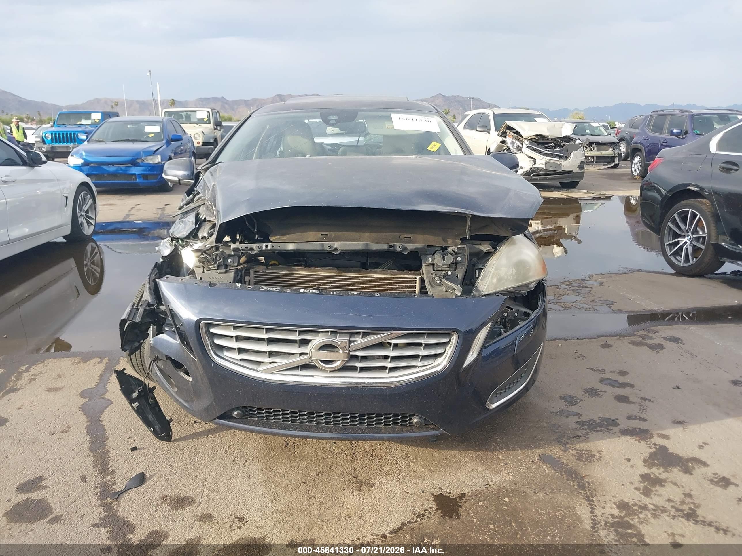 2013 Volvo S60 T5 Platinum Blue vin: YV1612FS5D1222393