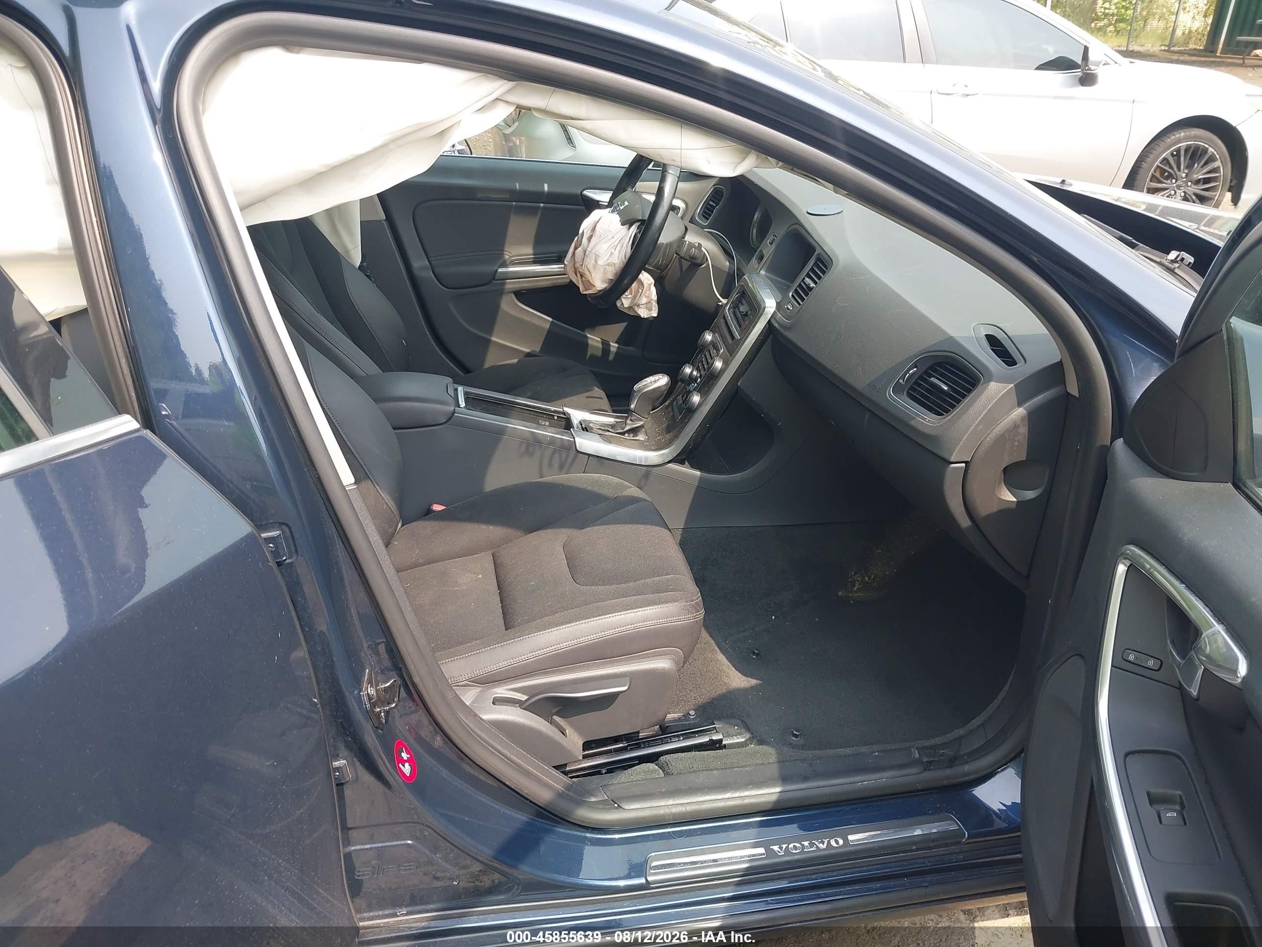 2013 Volvo S60 T5/t5 Platinum/t5 Premier/t5 Premier Plus Blue vin: YV1612FS5D2170192