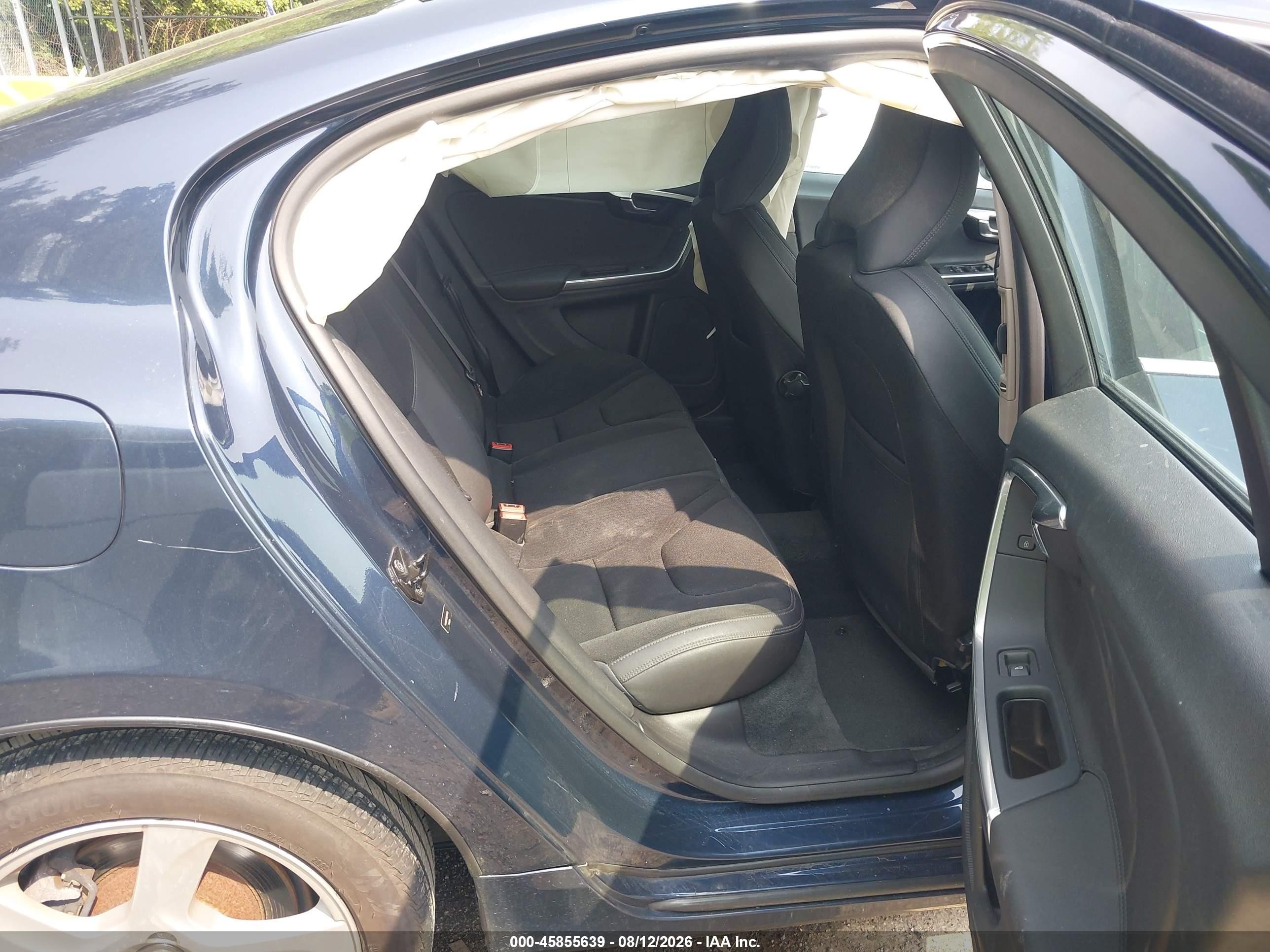 2013 Volvo S60 T5/t5 Platinum/t5 Premier/t5 Premier Plus Blue vin: YV1612FS5D2170192